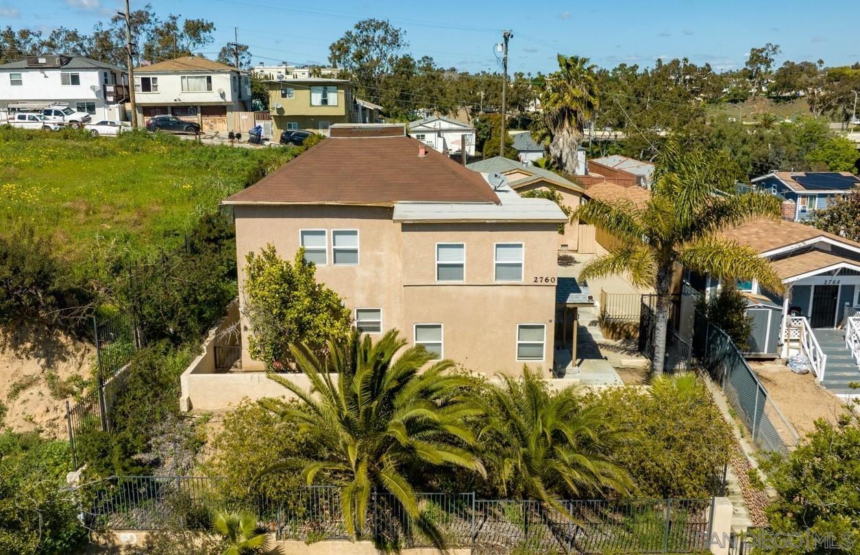 Detail Gallery Image 2 of 11 For 2762  Market St, San Diego,  CA 92102 - – Beds | – Baths