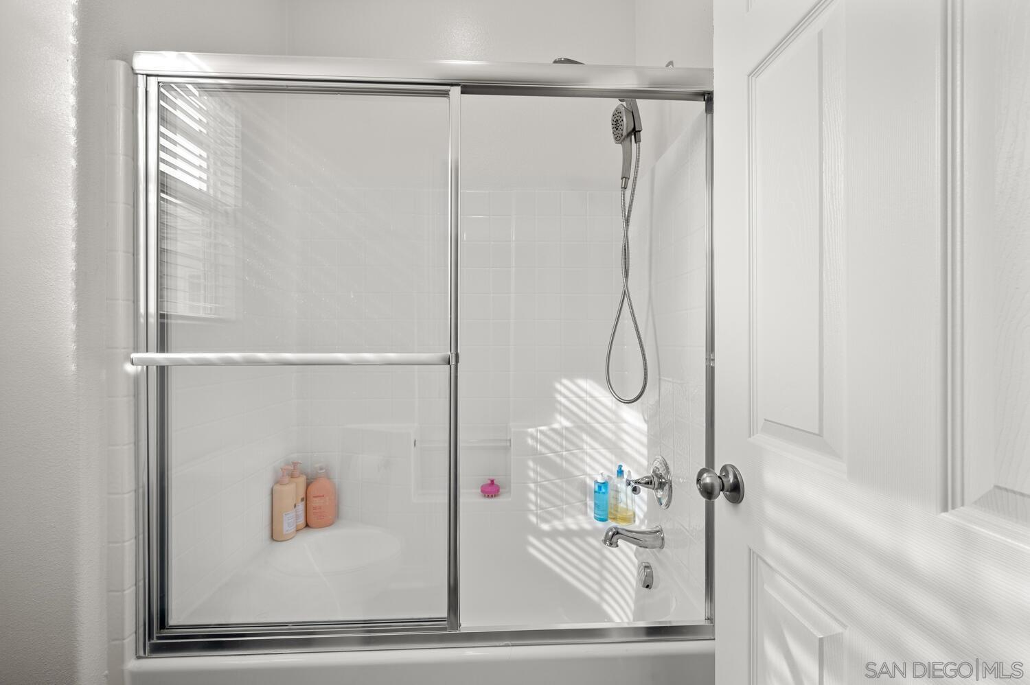 Detail Gallery Image 48 of 71 For 17314  Eagle Canyon Pl, San Diego,  CA 92127 - 4 Beds | 4/1 Baths