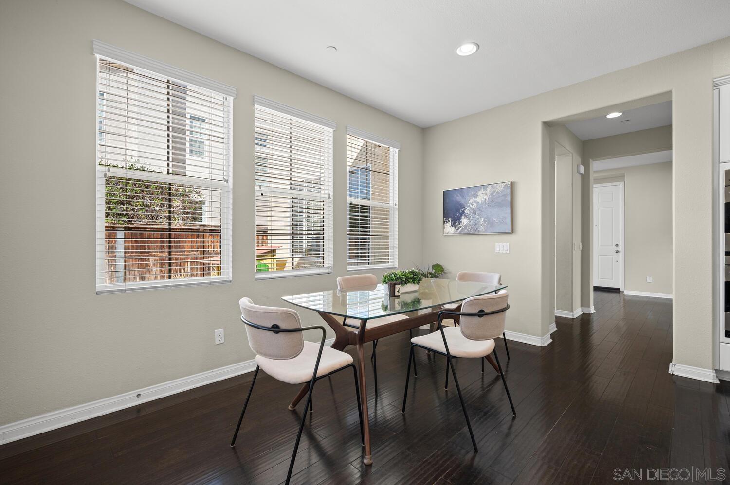 Detail Gallery Image 10 of 71 For 17314  Eagle Canyon Pl, San Diego,  CA 92127 - 4 Beds | 4/1 Baths