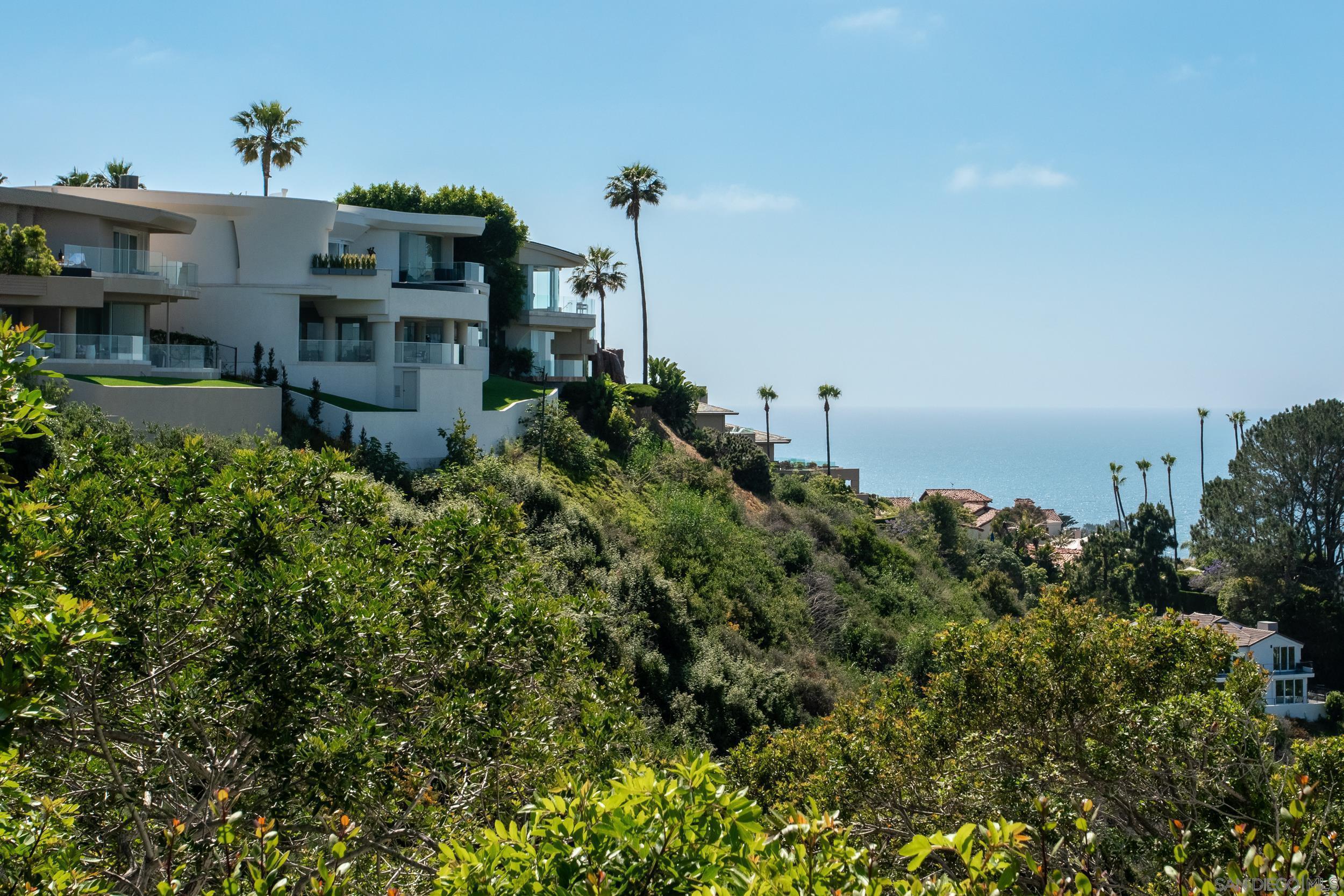 Detail Gallery Image 2 of 26 For 7415  Caminito Rialto, La Jolla,  CA 92037 - 3 Beds | 2 Baths