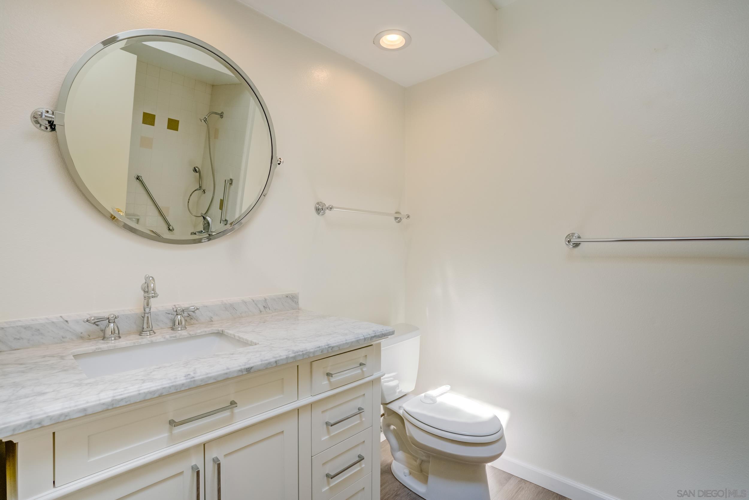 Detail Gallery Image 14 of 26 For 7415  Caminito Rialto, La Jolla,  CA 92037 - 3 Beds | 2 Baths