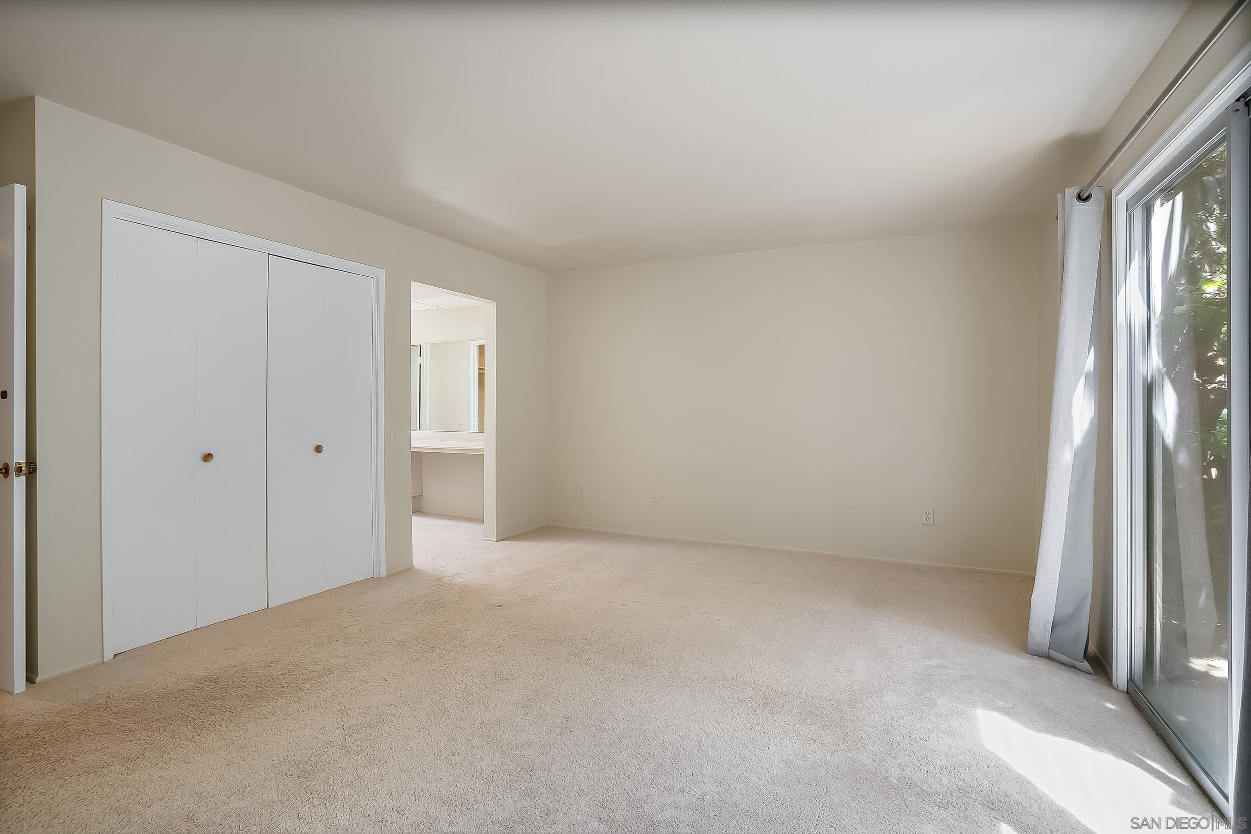 Detail Gallery Image 15 of 26 For 7415  Caminito Rialto, La Jolla,  CA 92037 - 3 Beds | 2 Baths