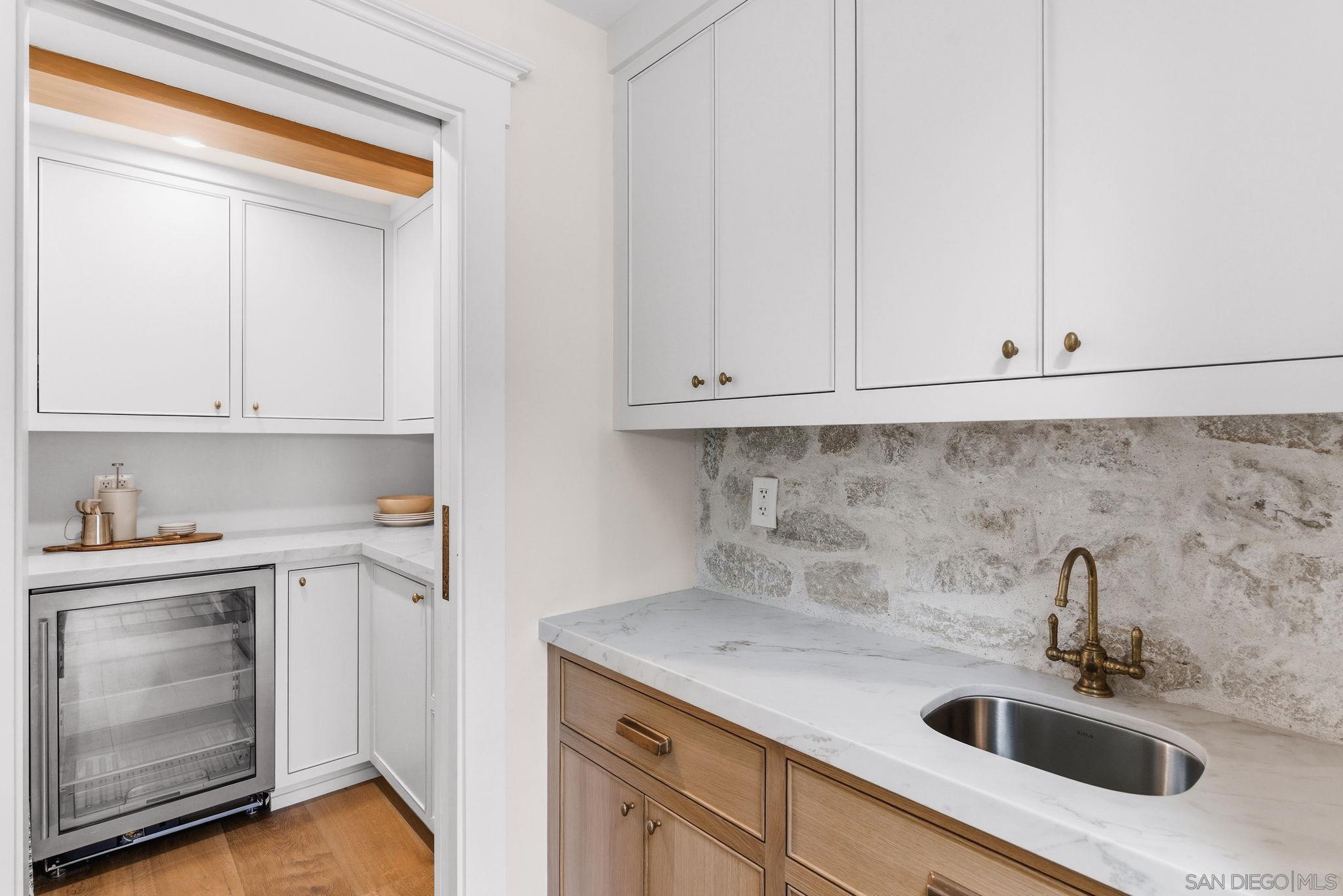 Detail Gallery Image 19 of 63 For 660  Margarita, Coronado,  CA 92118 - 4 Beds | 3/2 Baths