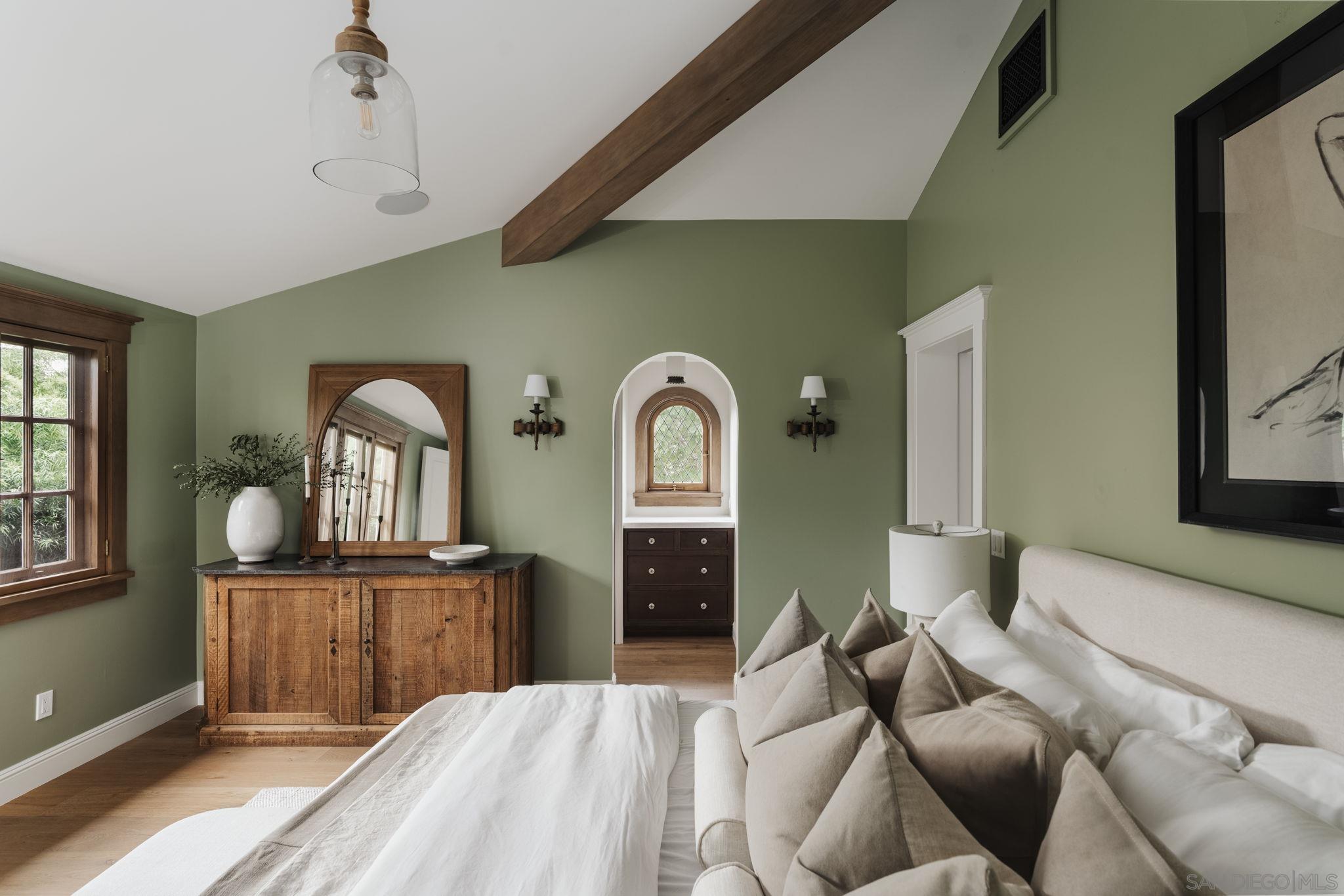 Detail Gallery Image 40 of 63 For 660  Margarita, Coronado,  CA 92118 - 4 Beds | 3/2 Baths