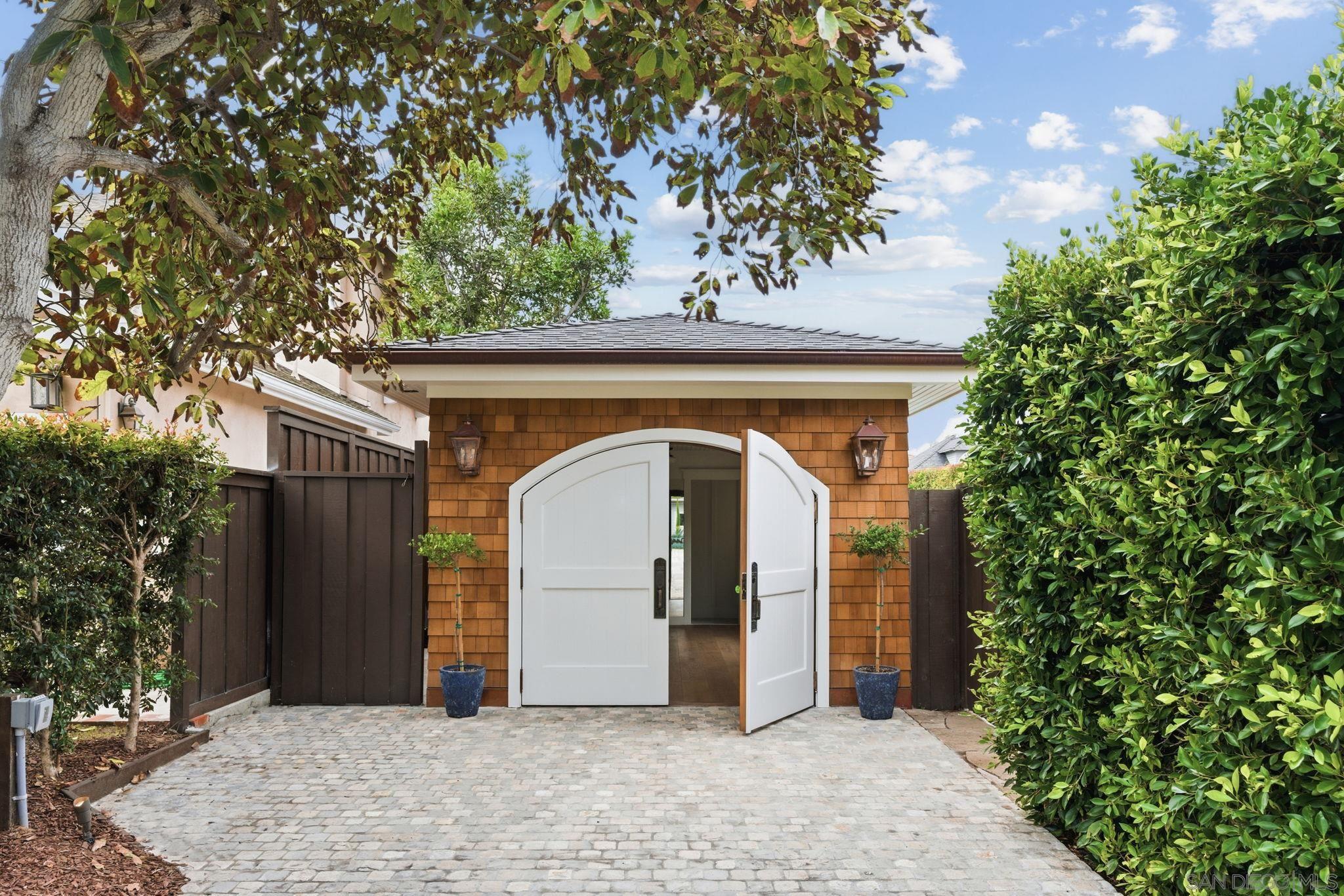 Detail Gallery Image 51 of 63 For 660  Margarita, Coronado,  CA 92118 - 4 Beds | 3/2 Baths