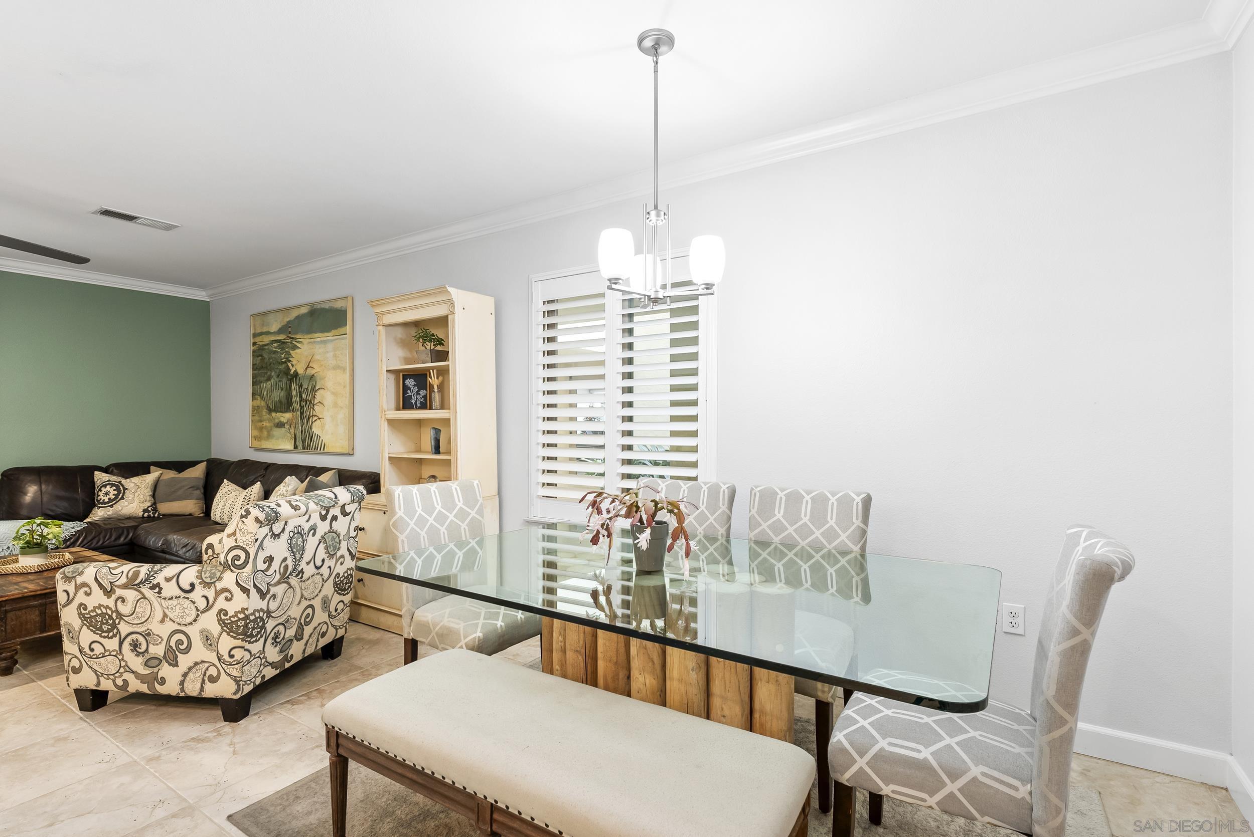 Detail Gallery Image 8 of 36 For 1021  Costa Pacifica Way  #2112,  Oceanside,  CA 92054 - 2 Beds | 2 Baths