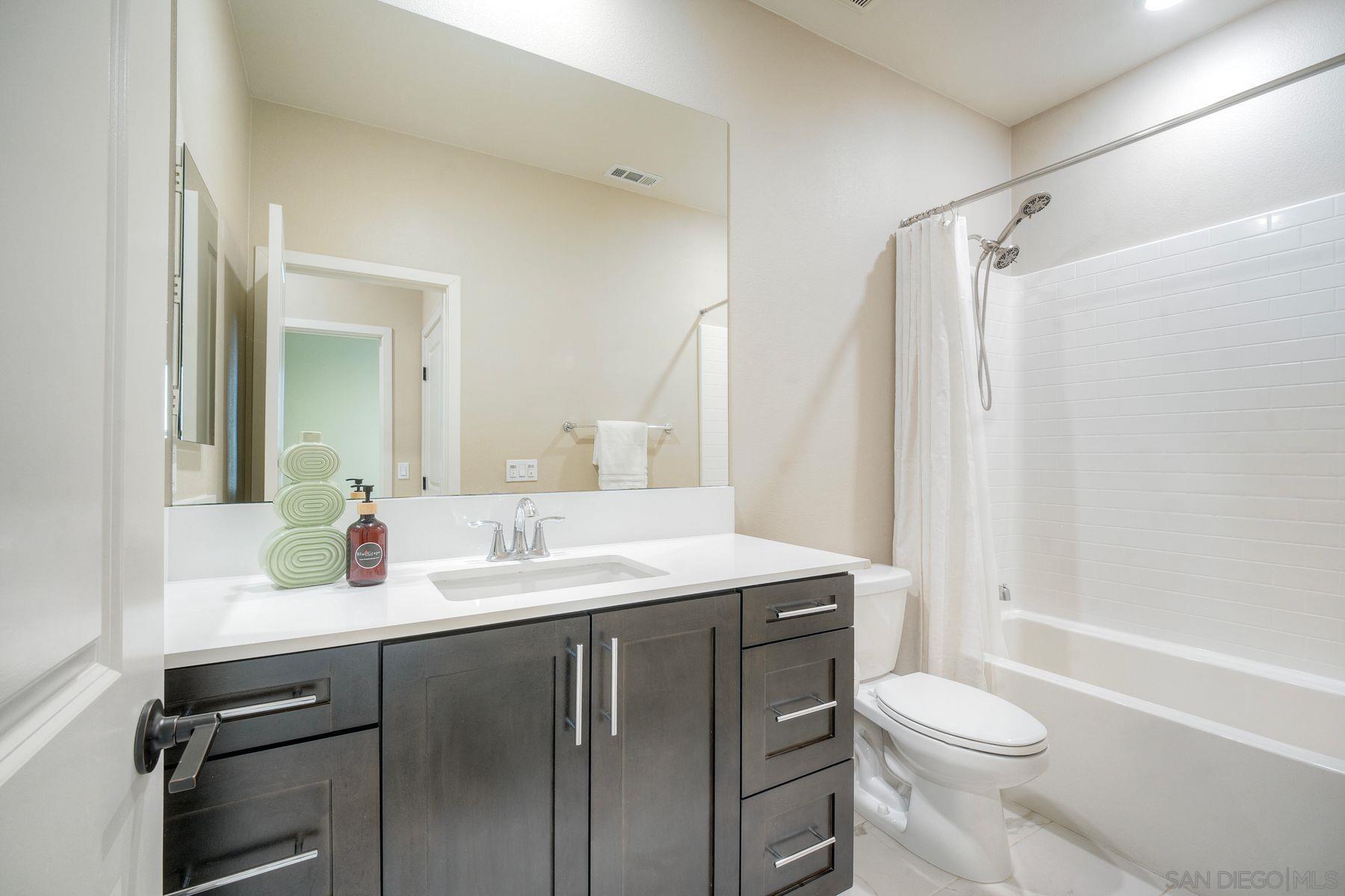 Detail Gallery Image 24 of 35 For 10854  Everly Way, San Diego,  CA 92129 - 4 Beds | 3 Baths