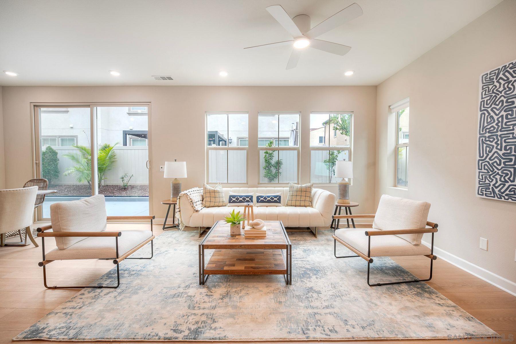 Detail Gallery Image 6 of 35 For 10854  Everly Way, San Diego,  CA 92129 - 4 Beds | 3 Baths