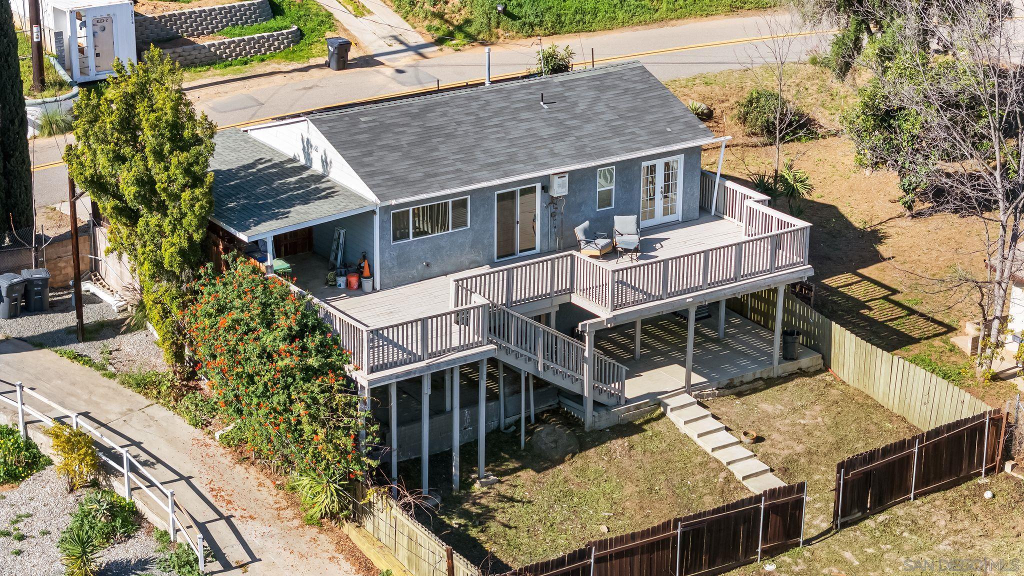 Detail Gallery Image 3 of 31 For 8553  Gardena Rd, Lakeside,  CA 92040 - 3 Beds | 3/1 Baths