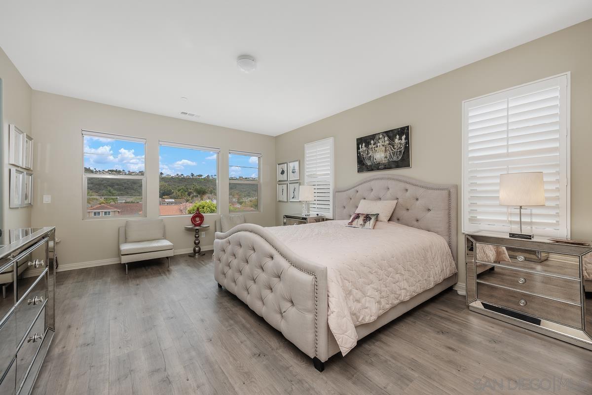 Detail Gallery Image 13 of 24 For 1080  Primrose Lane, Encinitas,  CA 92024 - 5 Beds | 2/1 Baths