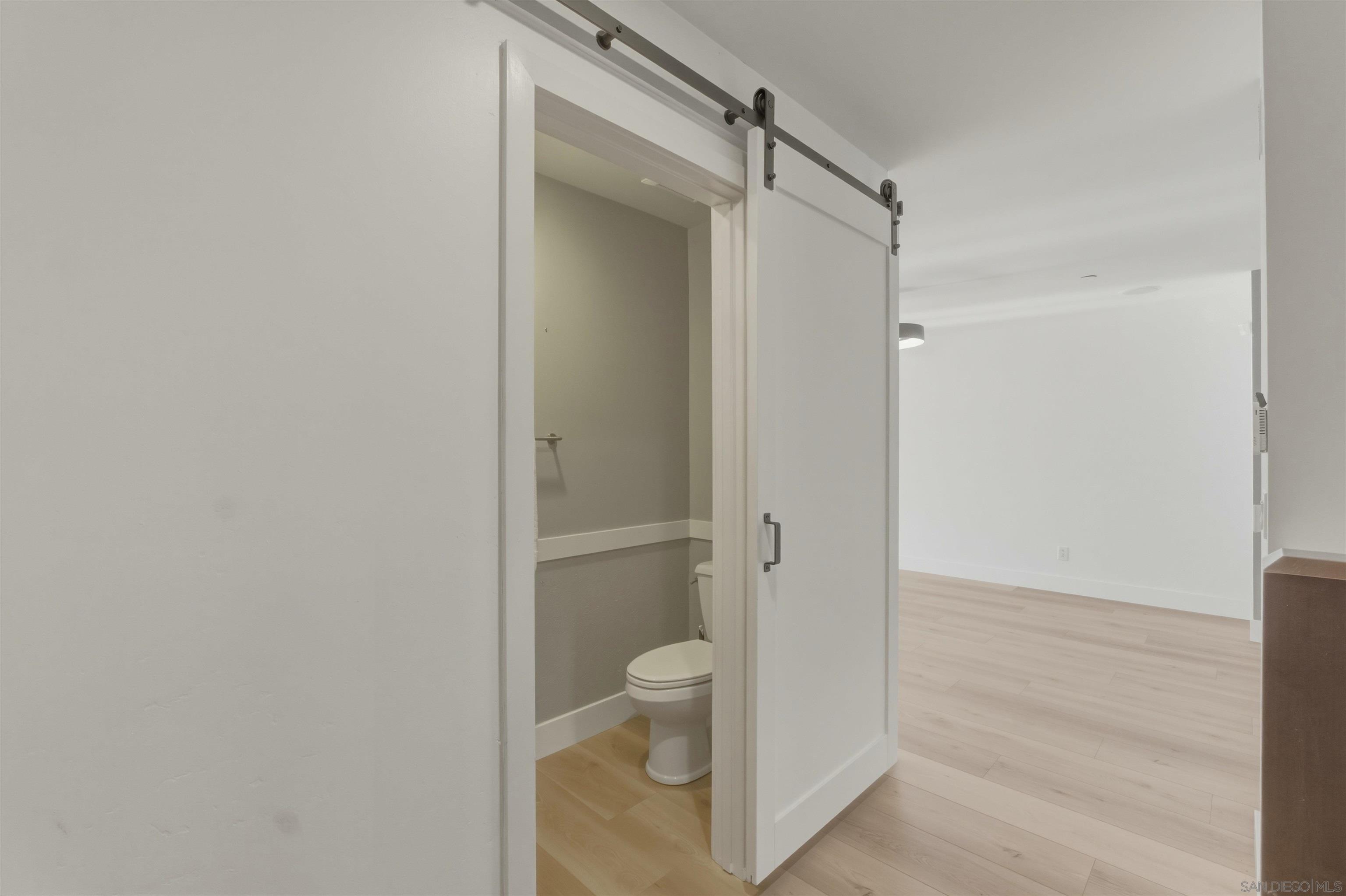 Detail Gallery Image 11 of 34 For 1634  Fairlead Avenue, Carlsbad,  CA 92011 - 3 Beds | 2/1 Baths