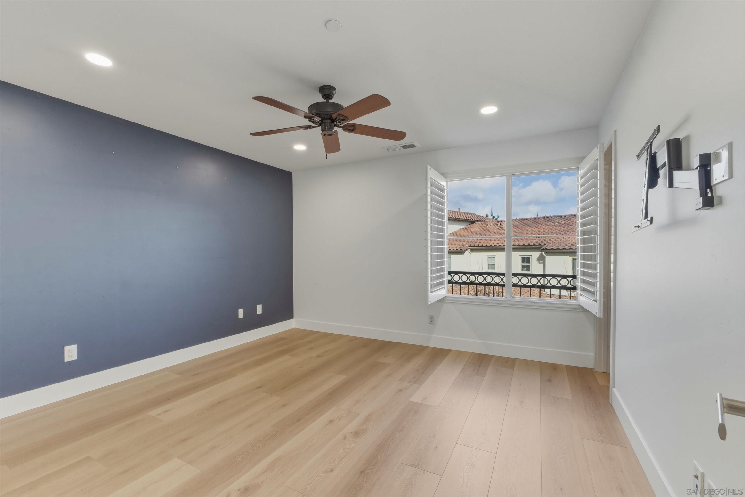 Detail Gallery Image 16 of 34 For 1634  Fairlead Avenue, Carlsbad,  CA 92011 - 3 Beds | 2/1 Baths