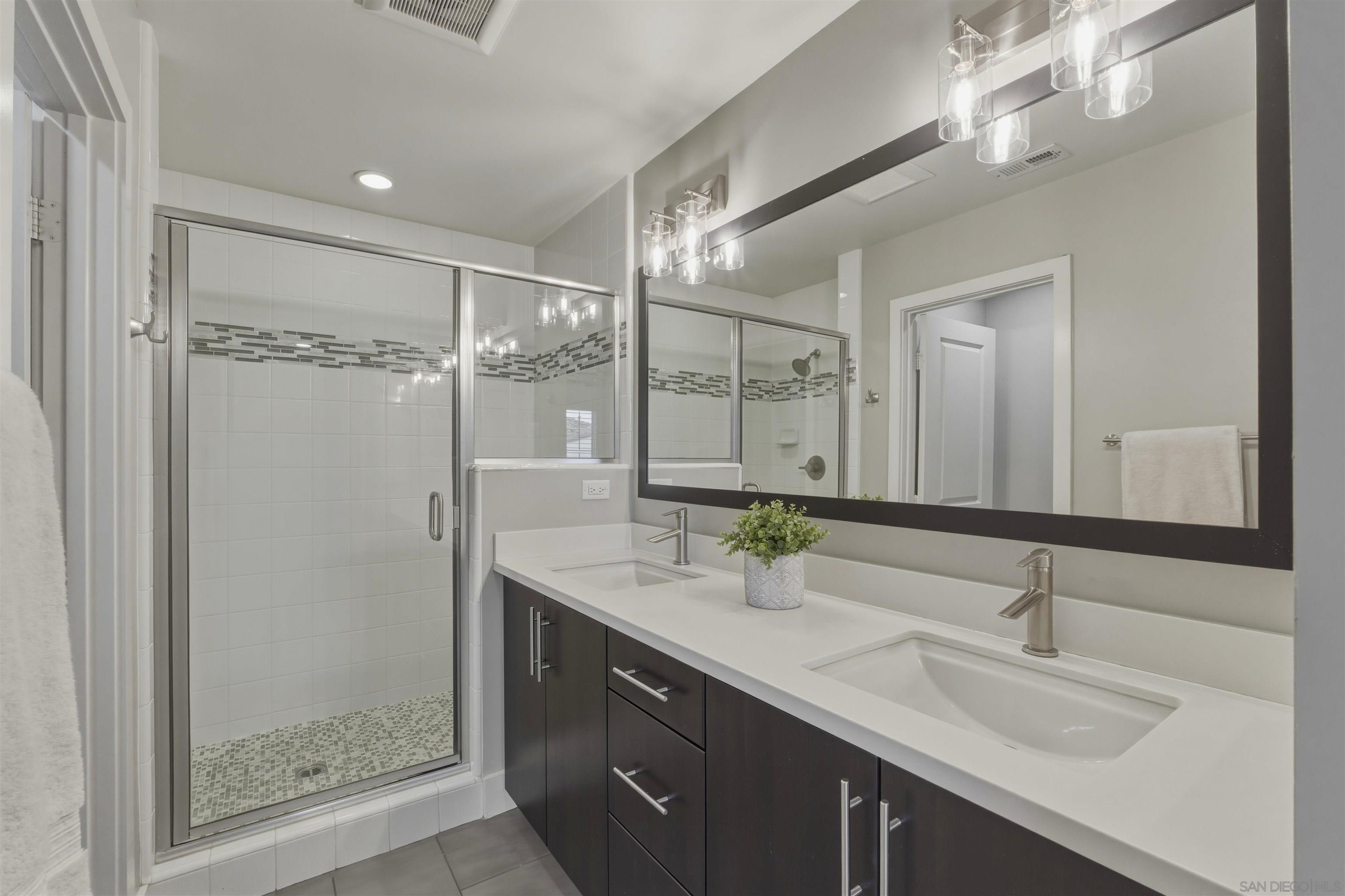 Detail Gallery Image 19 of 34 For 1634  Fairlead Avenue, Carlsbad,  CA 92011 - 3 Beds | 2/1 Baths