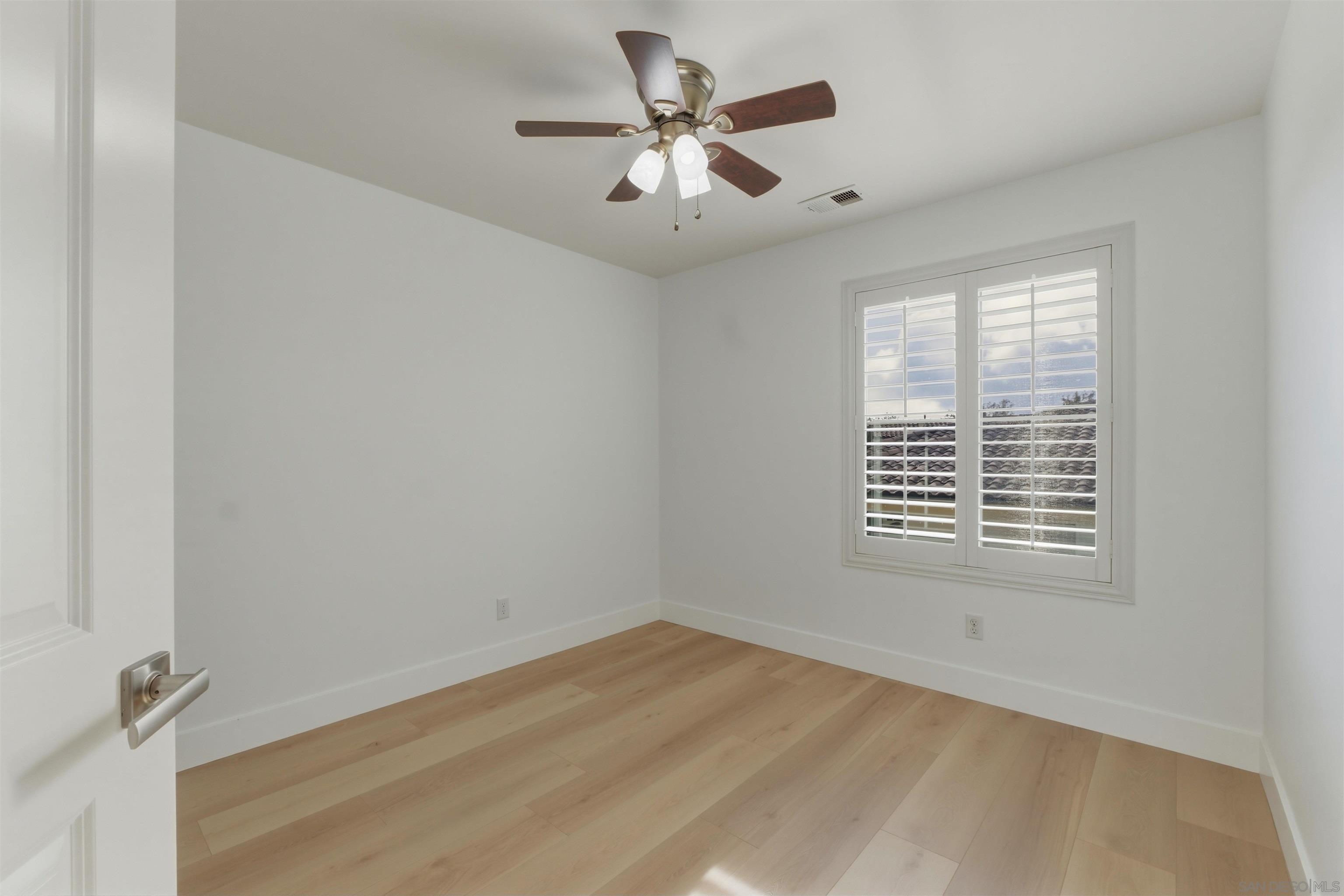 Detail Gallery Image 21 of 34 For 1634  Fairlead Avenue, Carlsbad,  CA 92011 - 3 Beds | 2/1 Baths