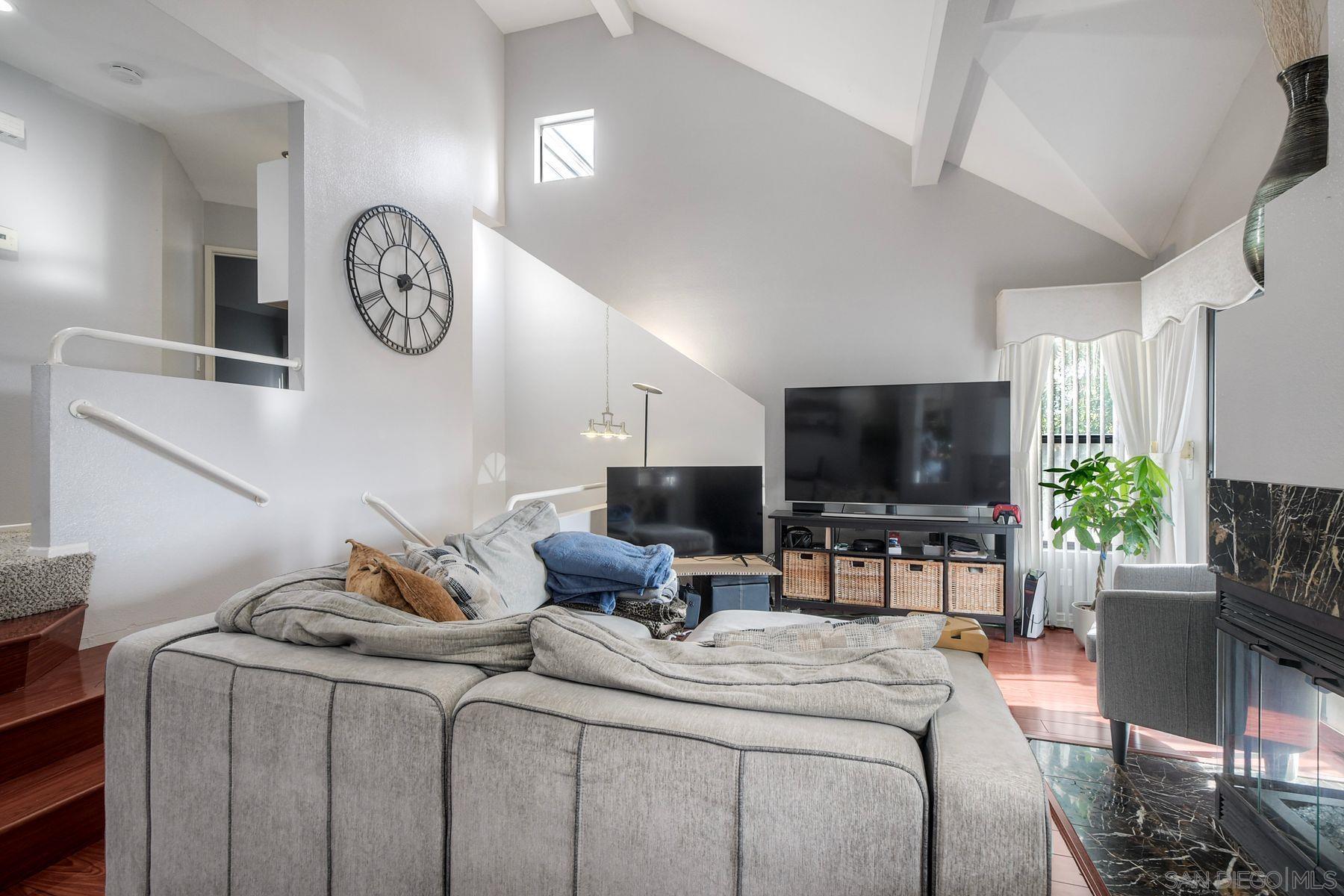 Detail Gallery Image 8 of 29 For 11077  Scripps Ranch Boulevard, San Diego,  CA 92131 - 2 Beds | 2 Baths