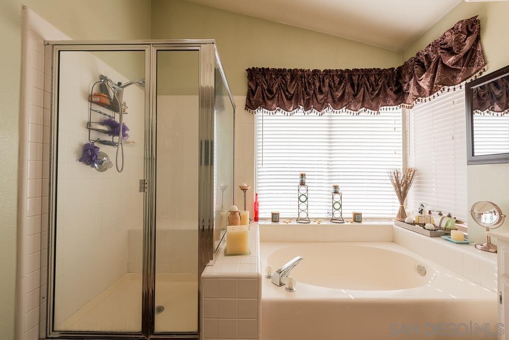 Detail Gallery Image 4 of 74 For 3626 W Ave J2, Lancaster,  CA 93536 - 4 Beds | 3 Baths