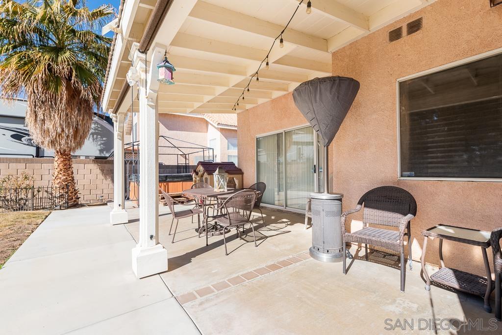 Detail Gallery Image 32 of 74 For 3626 W Ave J2, Lancaster,  CA 93536 - 4 Beds | 3 Baths