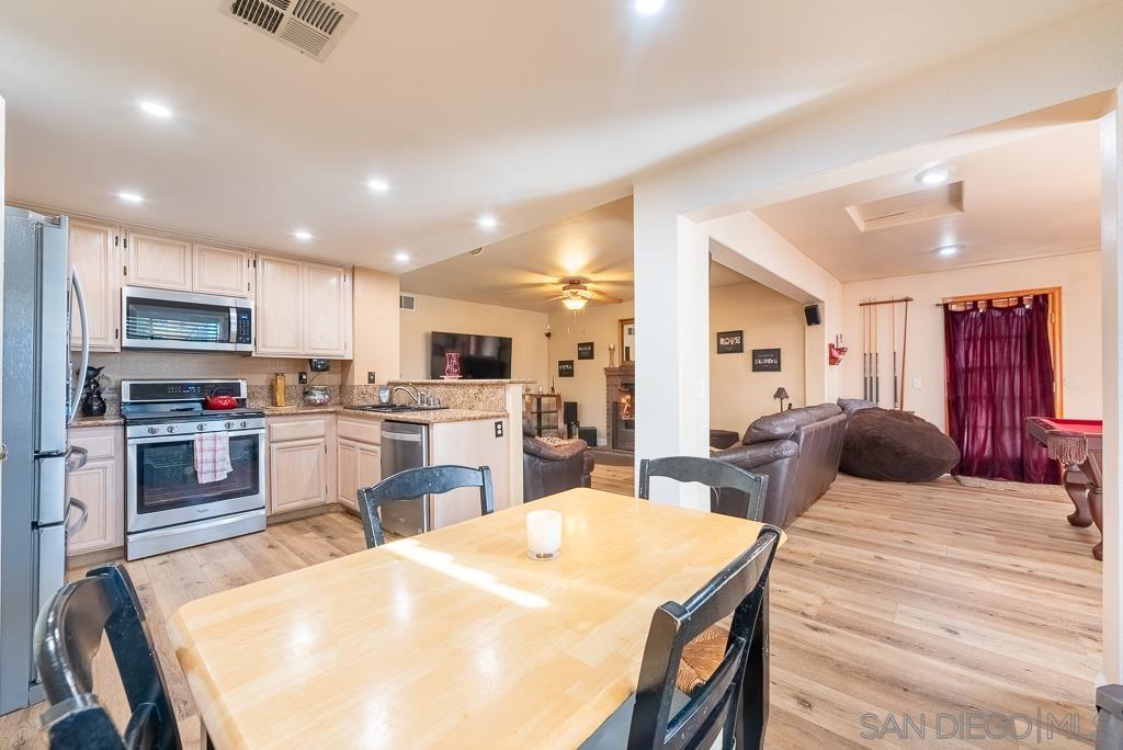 Detail Gallery Image 50 of 74 For 3626 W Ave J2, Lancaster,  CA 93536 - 4 Beds | 3 Baths