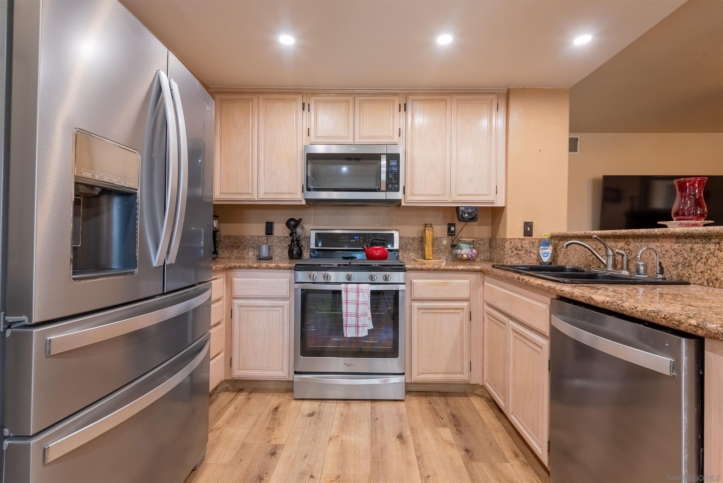 Detail Gallery Image 52 of 74 For 3626 W Ave J2, Lancaster,  CA 93536 - 4 Beds | 3 Baths