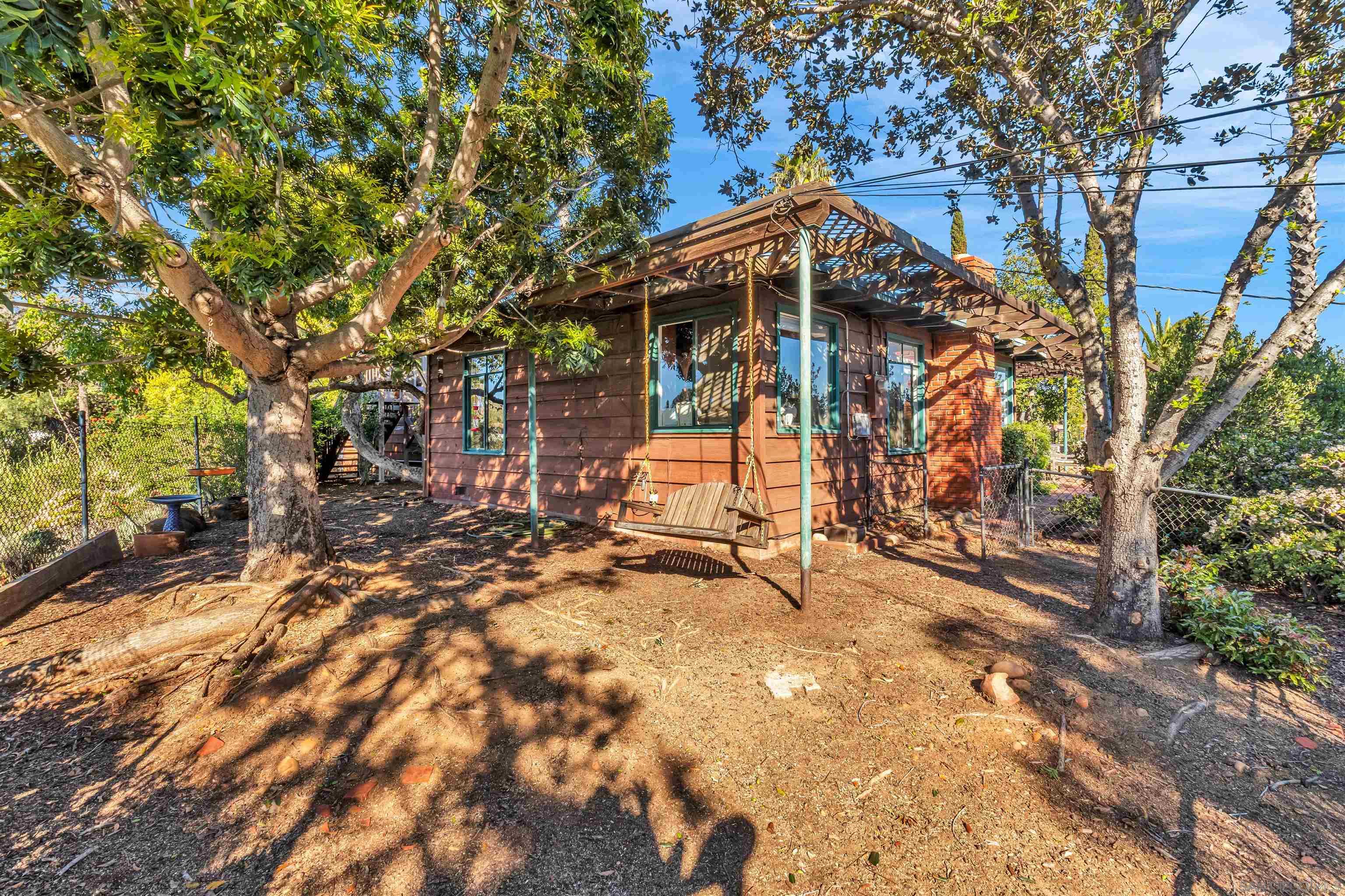 Detail Gallery Image 27 of 36 For 5209  Benton Pl, San Diego,  CA 92116 - 3 Beds | 2 Baths