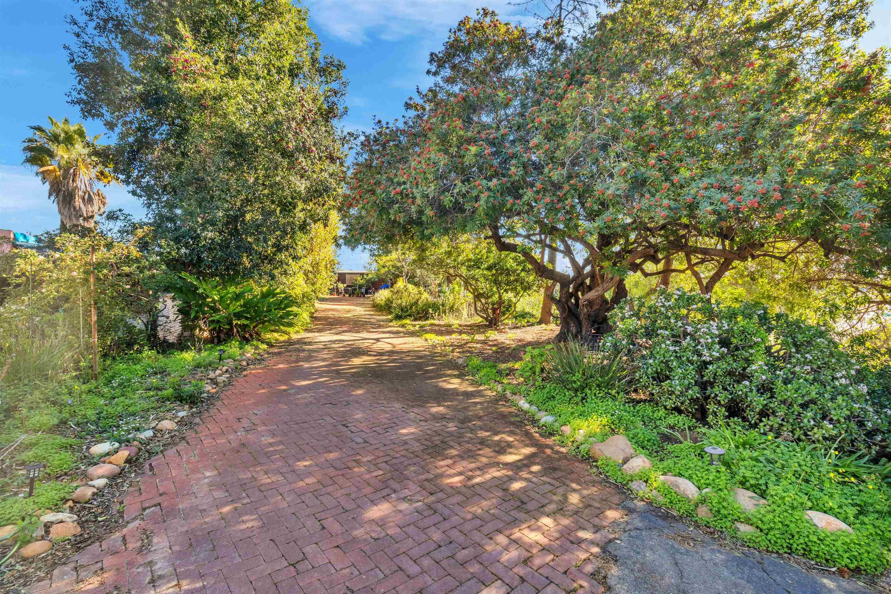 Detail Gallery Image 32 of 36 For 5209  Benton Pl, San Diego,  CA 92116 - 3 Beds | 2 Baths