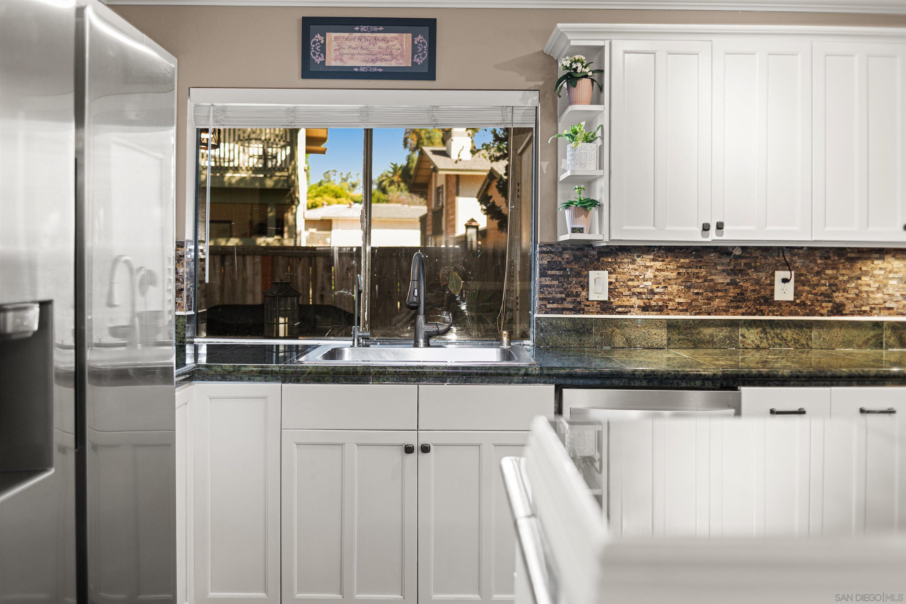 Detail Gallery Image 22 of 54 For 5995  Caminito Yucatan, San Diego,  CA 92108 - 3 Beds | 1/1 Baths