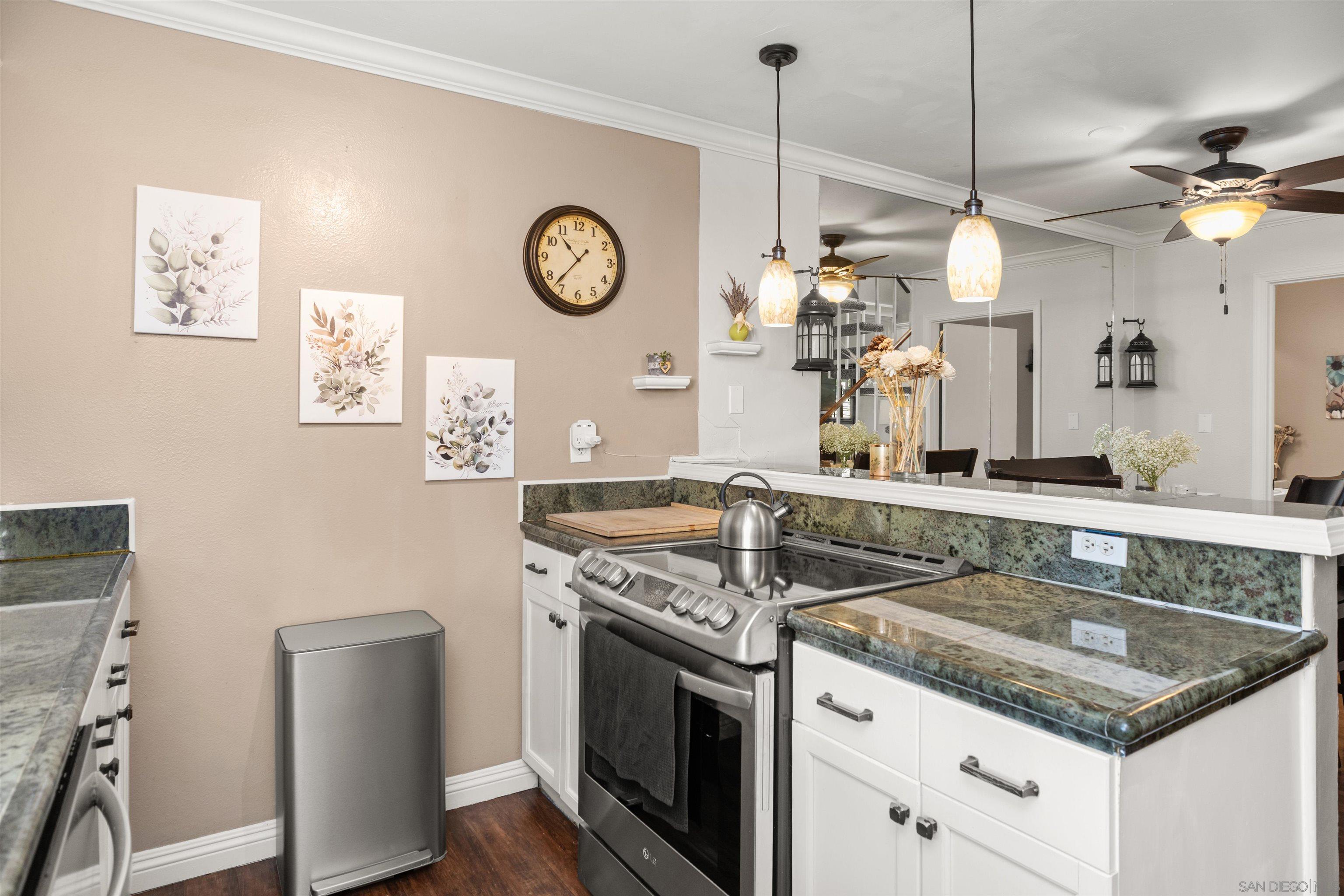 Detail Gallery Image 25 of 54 For 5995  Caminito Yucatan, San Diego,  CA 92108 - 3 Beds | 1/1 Baths