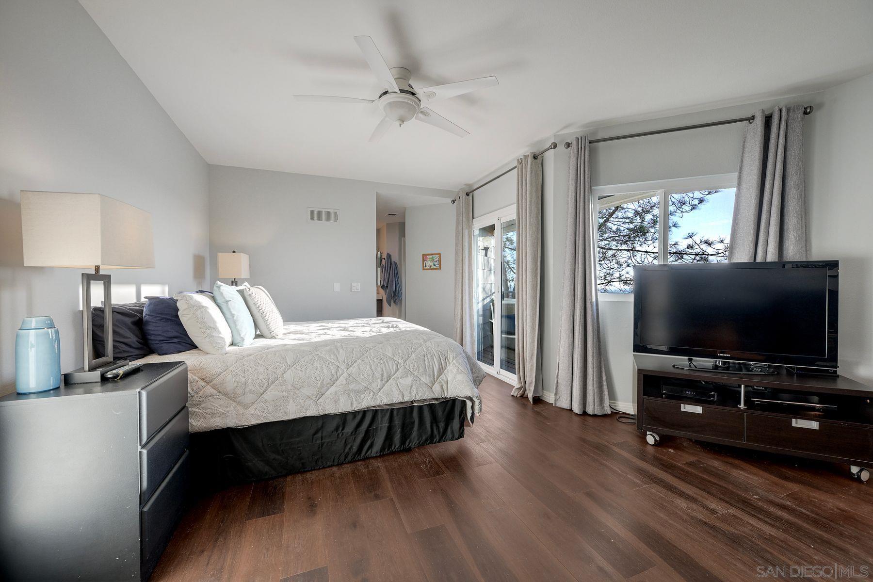 Detail Gallery Image 22 of 54 For 11149  Scripps Ranch Blvd., San Diego,  CA 92131 - 2 Beds | 2 Baths