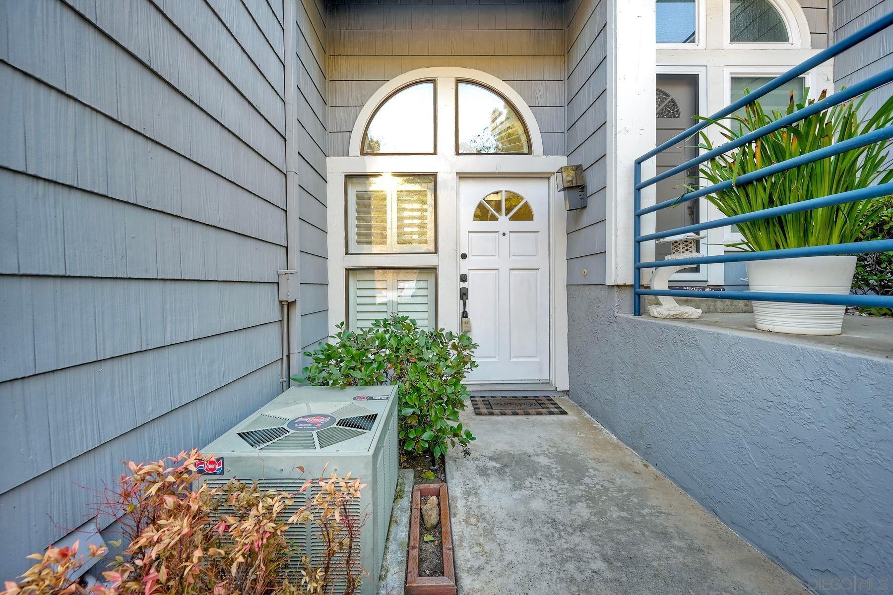 Detail Gallery Image 6 of 54 For 11149  Scripps Ranch Blvd., San Diego,  CA 92131 - 2 Beds | 2 Baths