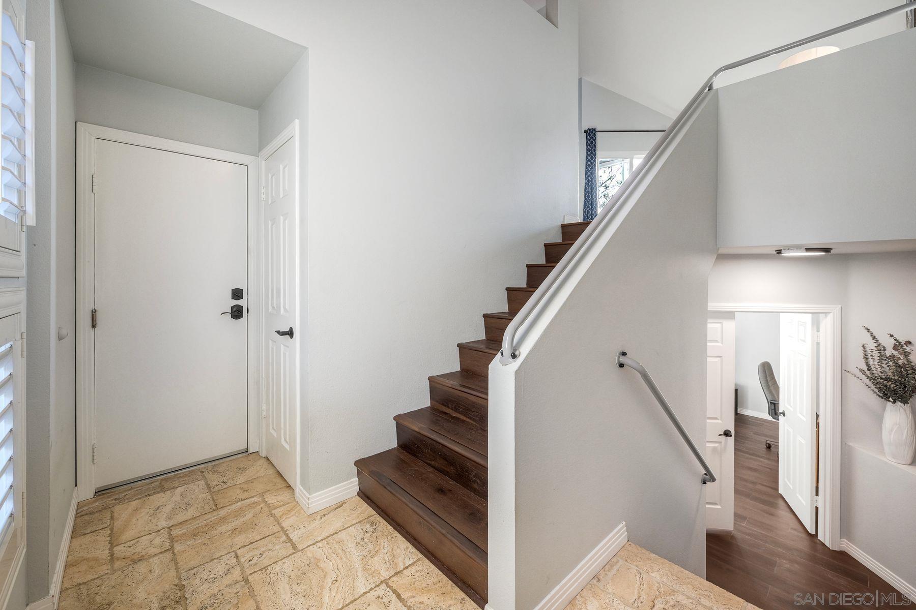 Detail Gallery Image 7 of 54 For 11149  Scripps Ranch Blvd., San Diego,  CA 92131 - 2 Beds | 2 Baths