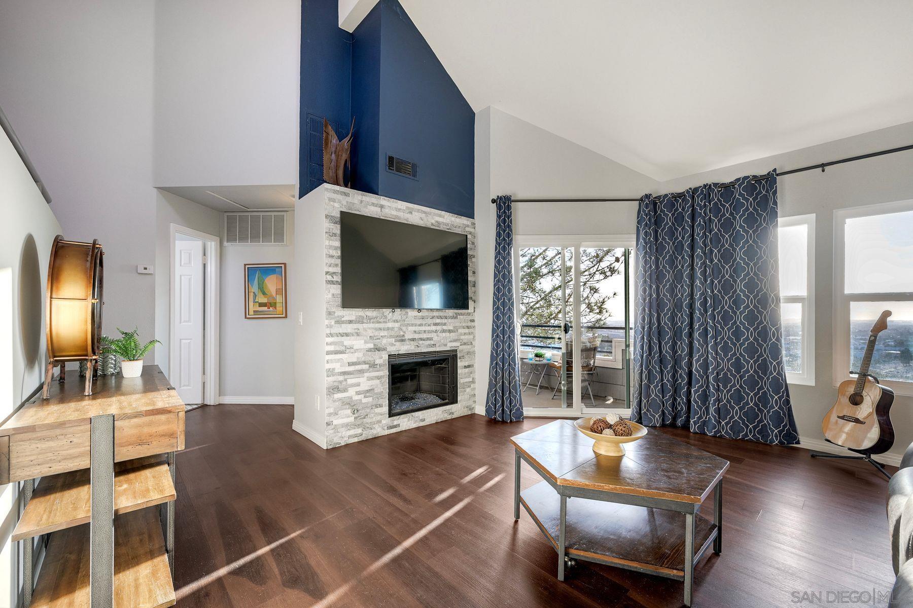 Detail Gallery Image 8 of 54 For 11149  Scripps Ranch Blvd., San Diego,  CA 92131 - 2 Beds | 2 Baths