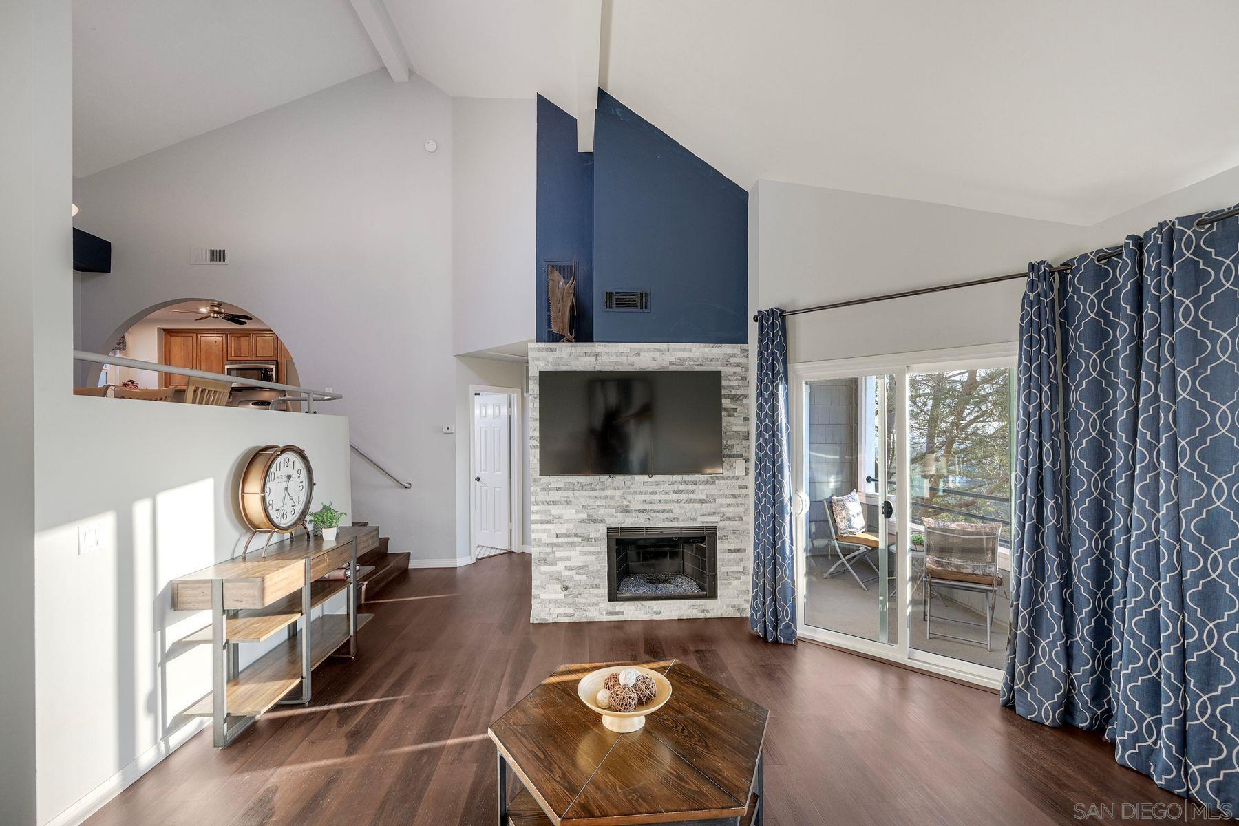 Detail Gallery Image 9 of 54 For 11149  Scripps Ranch Blvd., San Diego,  CA 92131 - 2 Beds | 2 Baths