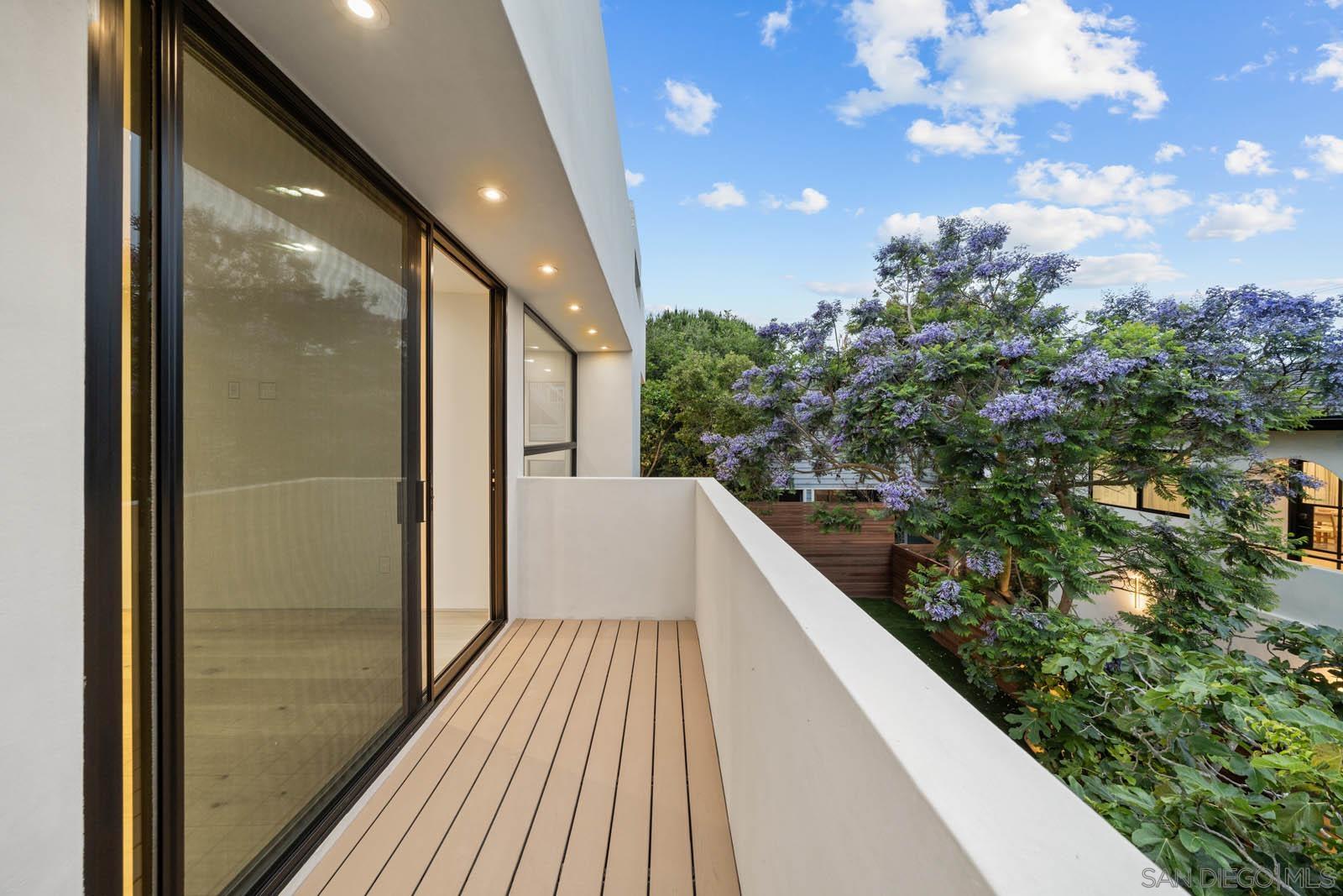 Detail Gallery Image 44 of 75 For 7376  Fay Ave, La Jolla,  CA 92037 - 8 Beds | 5 Baths