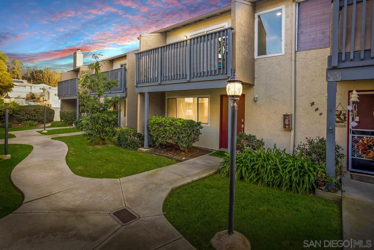 Front Image Thumbnail for SD260003402