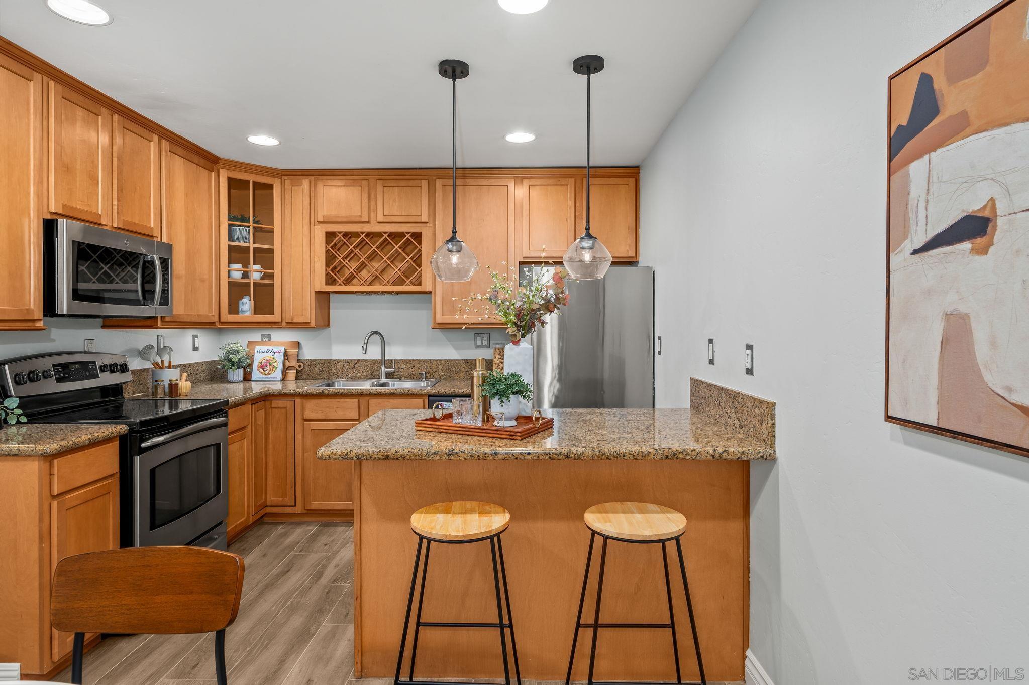 Detail Gallery Image 14 of 38 For 4075  Idaho St  #2,  San Diego,  CA 92104 - 2 Beds | 2 Baths