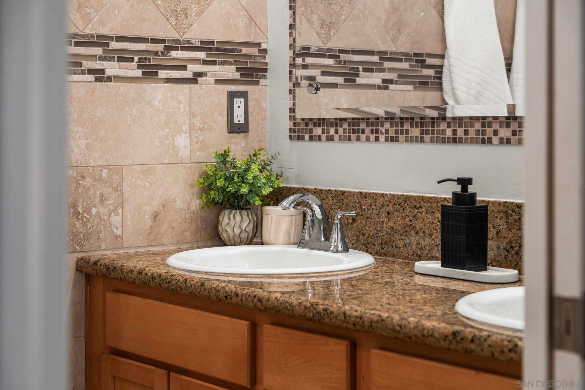 Detail Gallery Image 27 of 38 For 4075  Idaho St  #2,  San Diego,  CA 92104 - 2 Beds | 2 Baths