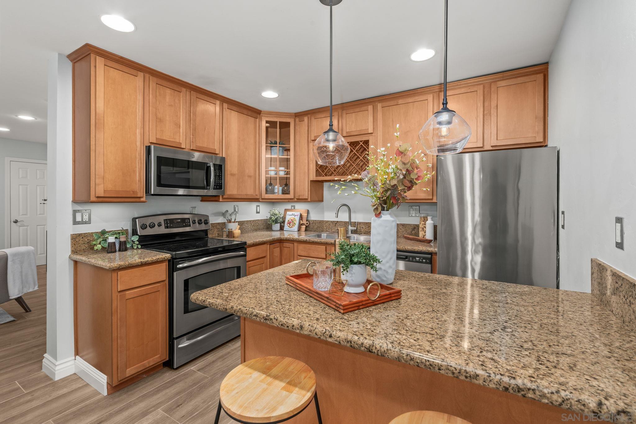 Detail Gallery Image 10 of 38 For 4075  Idaho St  #2,  San Diego,  CA 92104 - 2 Beds | 2 Baths