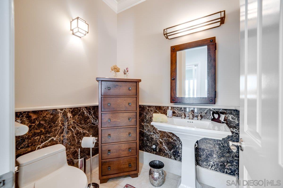 Detail Gallery Image 20 of 74 For 2860  via Rancheros Way, Fallbrook,  CA 92028 - 4 Beds | 3/1 Baths