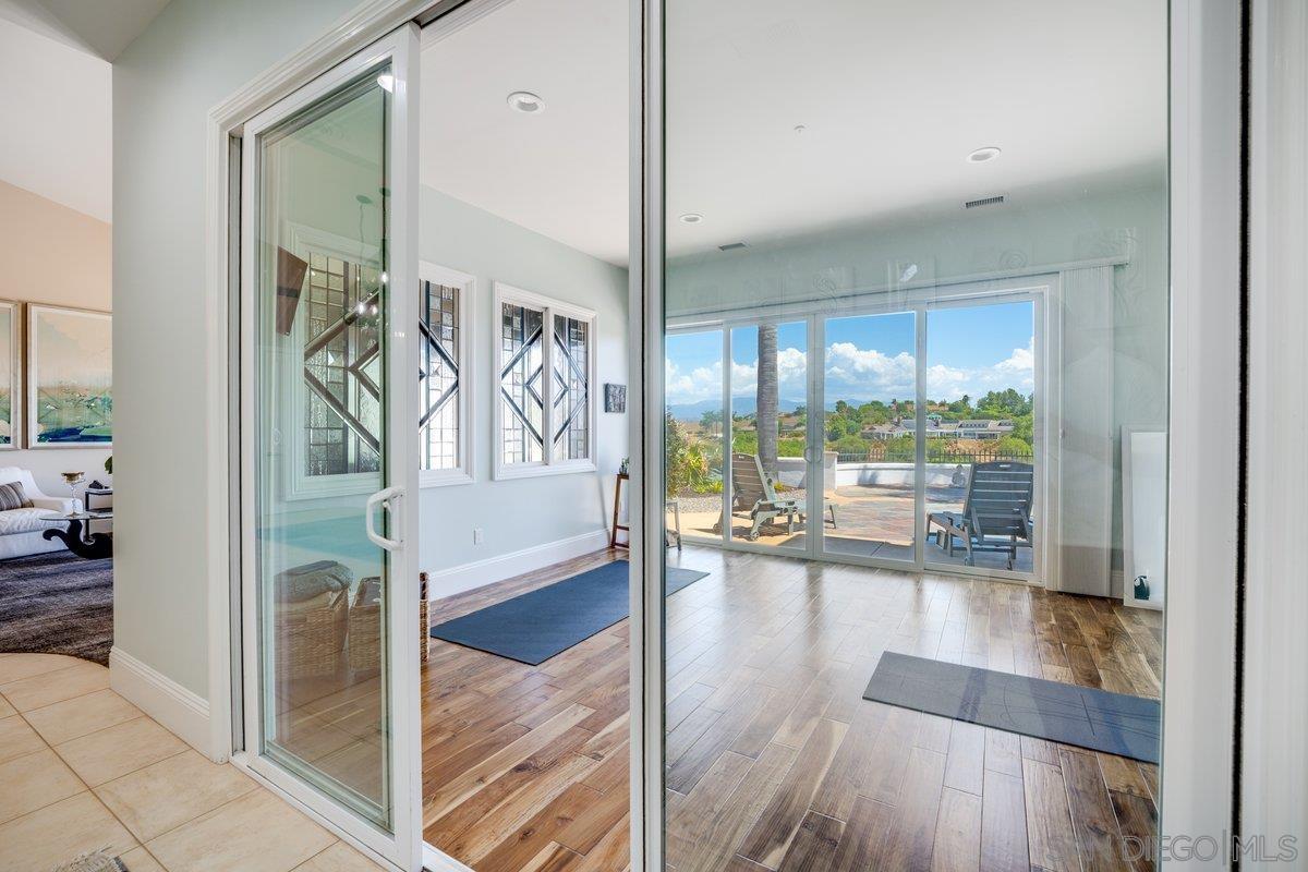 Detail Gallery Image 21 of 74 For 2860  via Rancheros Way, Fallbrook,  CA 92028 - 4 Beds | 3/1 Baths