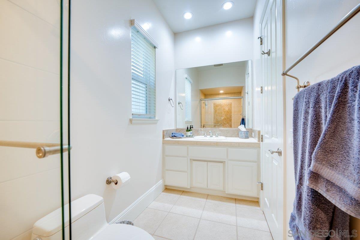 Detail Gallery Image 34 of 74 For 2860  via Rancheros Way, Fallbrook,  CA 92028 - 4 Beds | 3/1 Baths
