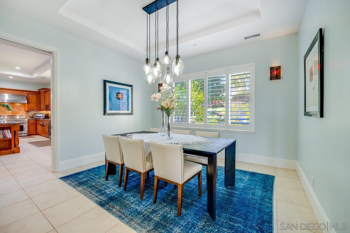 Detail Gallery Image 9 of 74 For 2860  via Rancheros Way, Fallbrook,  CA 92028 - 4 Beds | 3/1 Baths