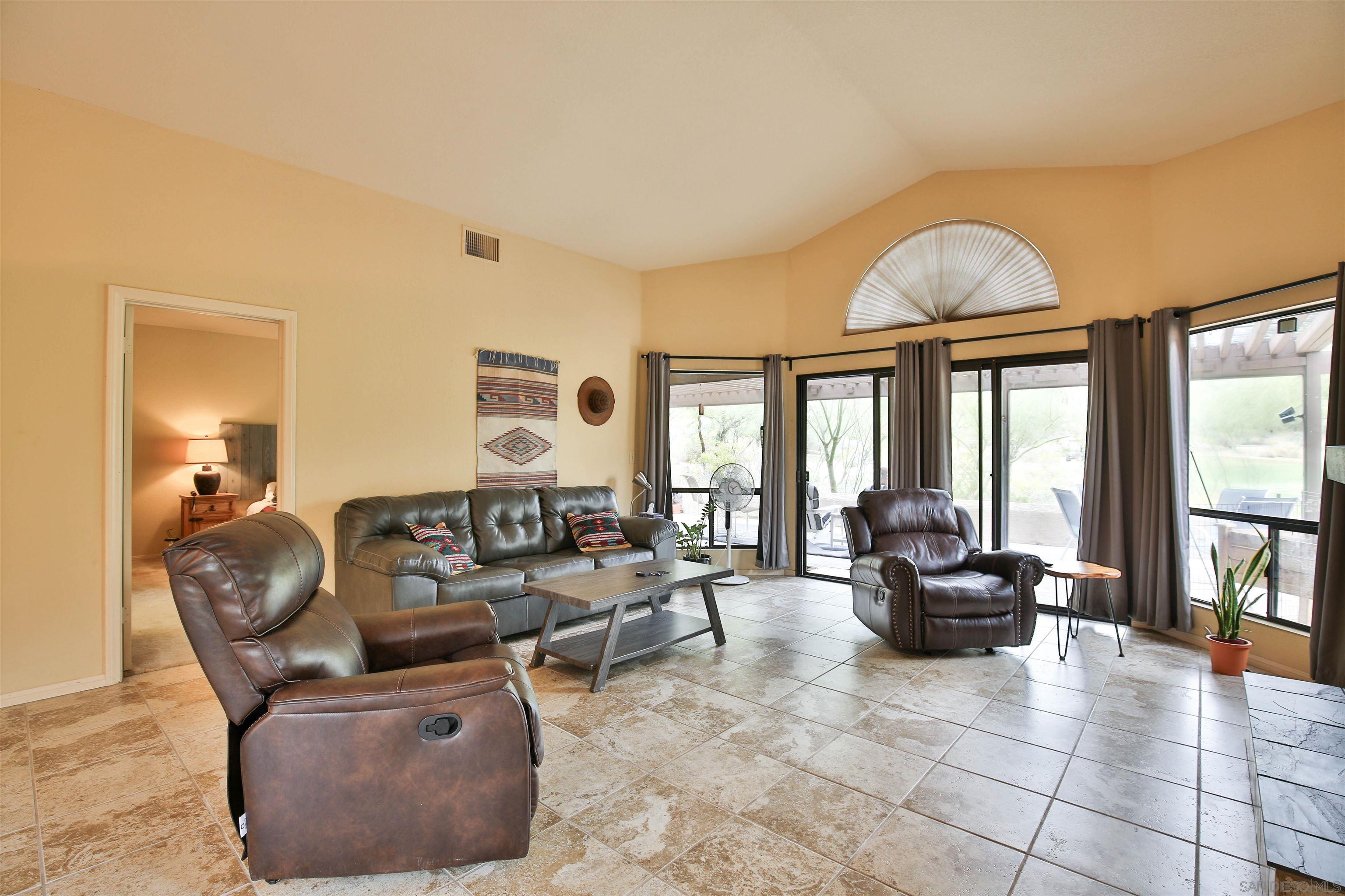 Detail Gallery Image 2 of 21 For 3202  Roadrunner Rd, Borrego Springs,  CA 92004 - 3 Beds | 2 Baths