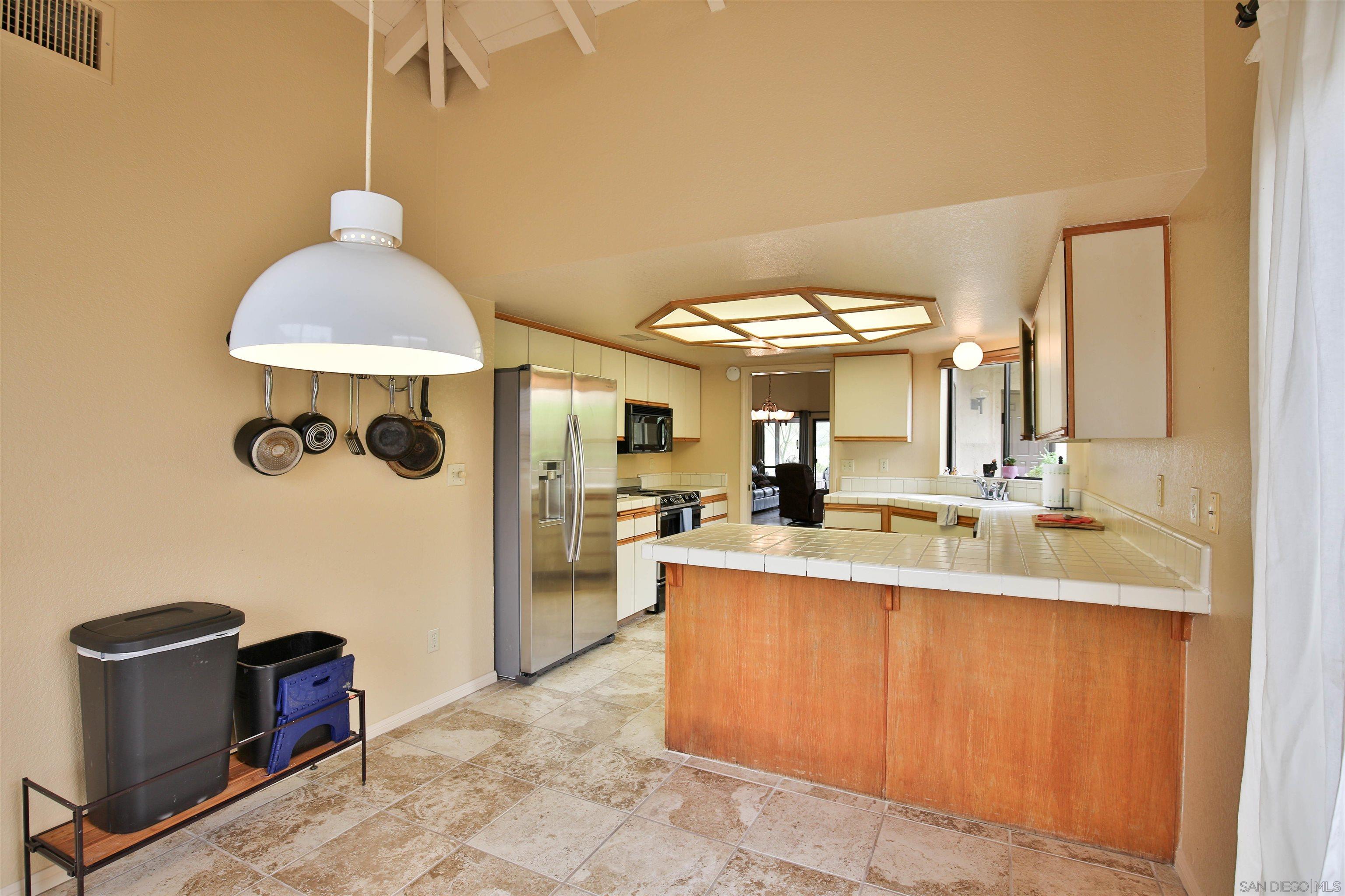 Detail Gallery Image 10 of 21 For 3202  Roadrunner Rd, Borrego Springs,  CA 92004 - 3 Beds | 2 Baths