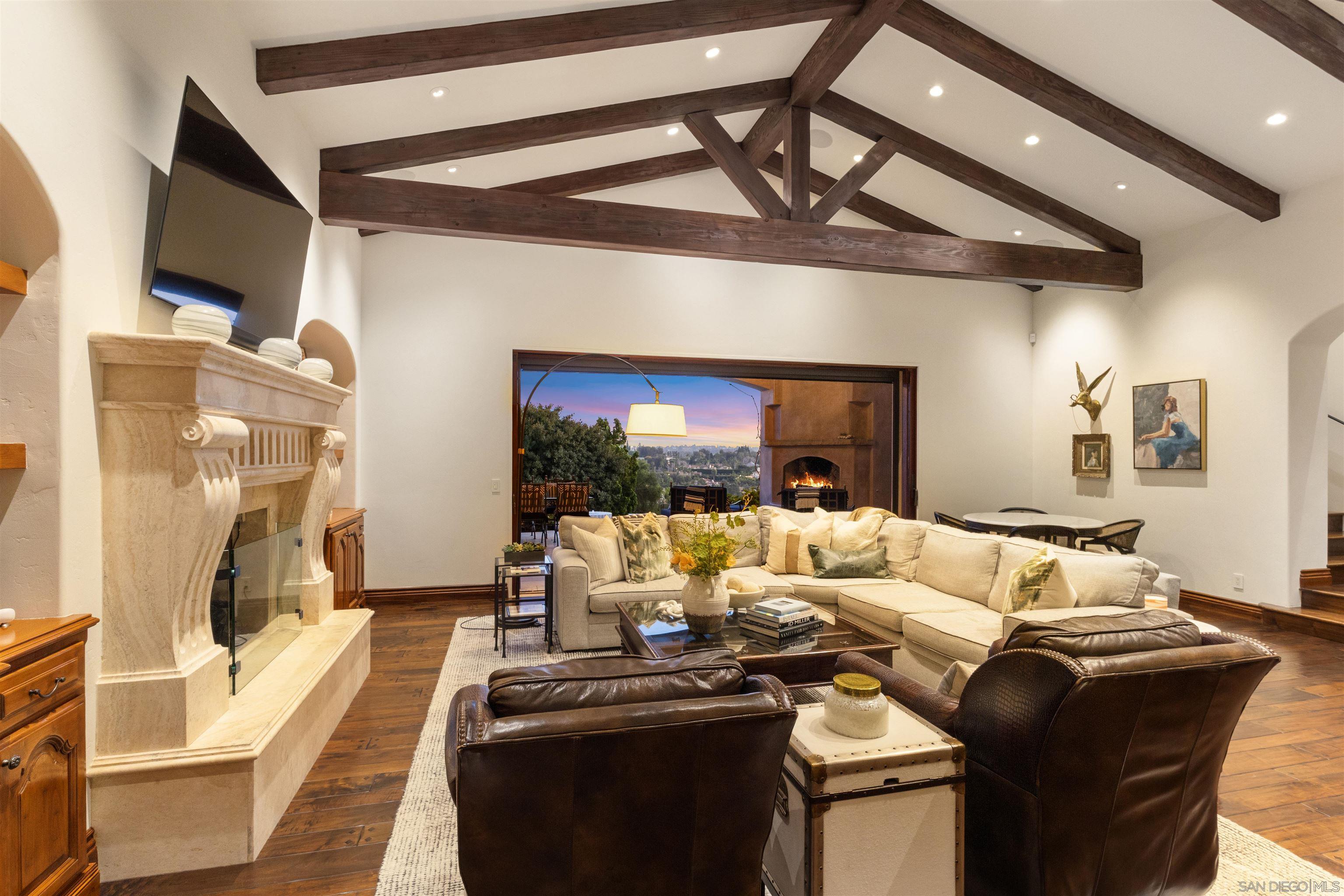 Detail Gallery Image 16 of 65 For 6871  Las Colinas, Rancho Santa Fe,  CA 92067 - 5 Beds | 5/2 Baths