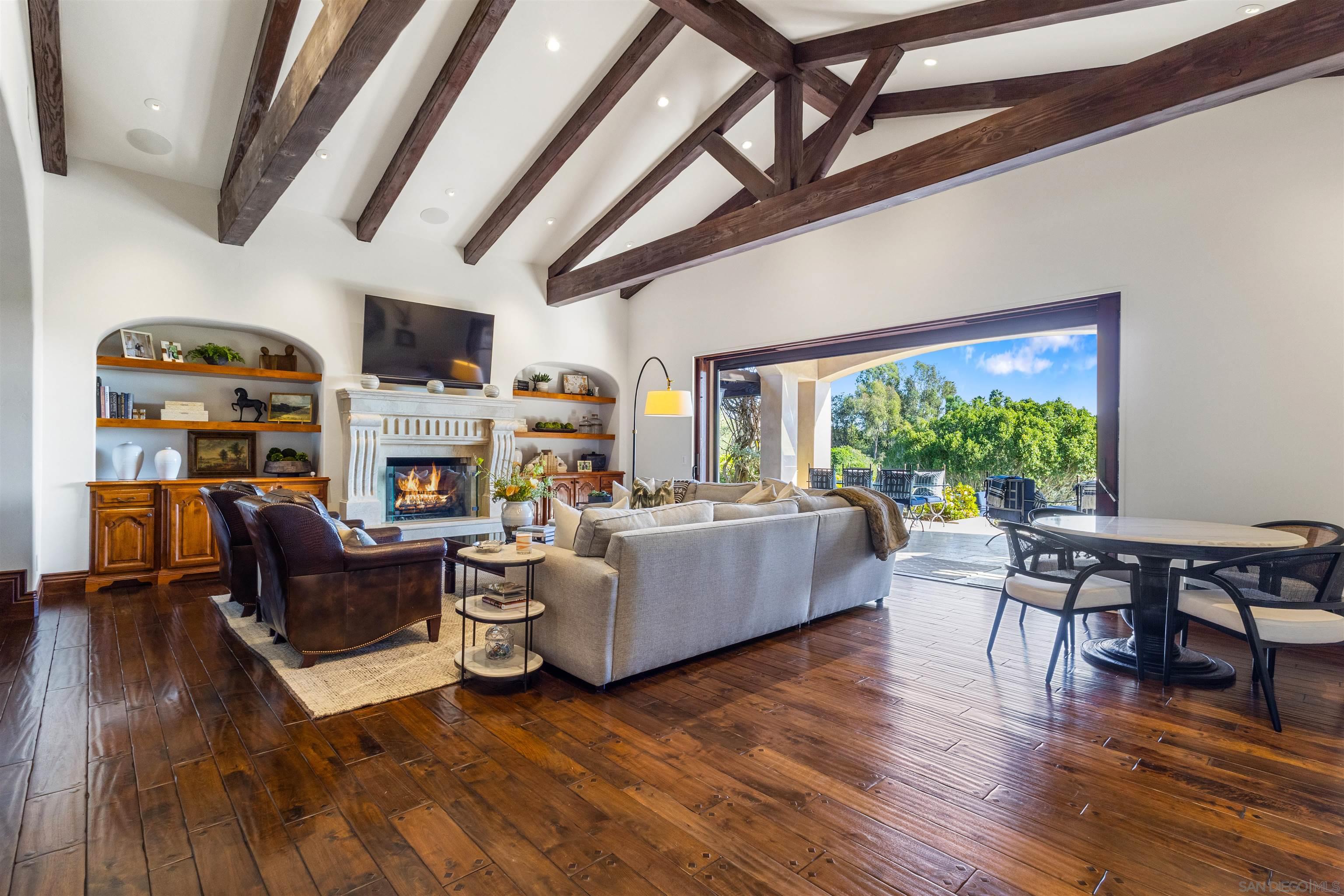 Detail Gallery Image 19 of 65 For 6871  Las Colinas, Rancho Santa Fe,  CA 92067 - 5 Beds | 5/2 Baths