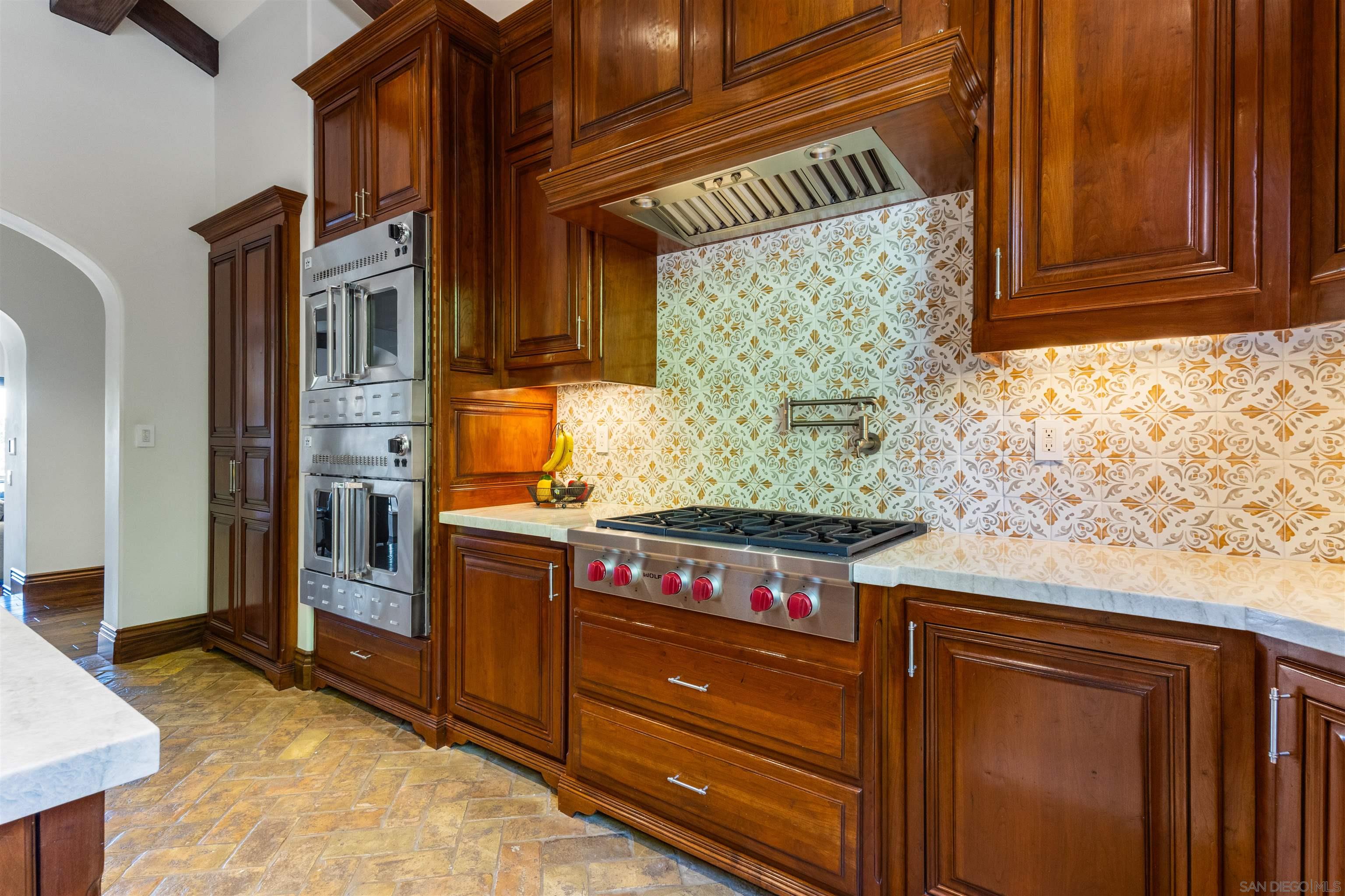 Detail Gallery Image 25 of 65 For 6871  Las Colinas, Rancho Santa Fe,  CA 92067 - 5 Beds | 5/2 Baths