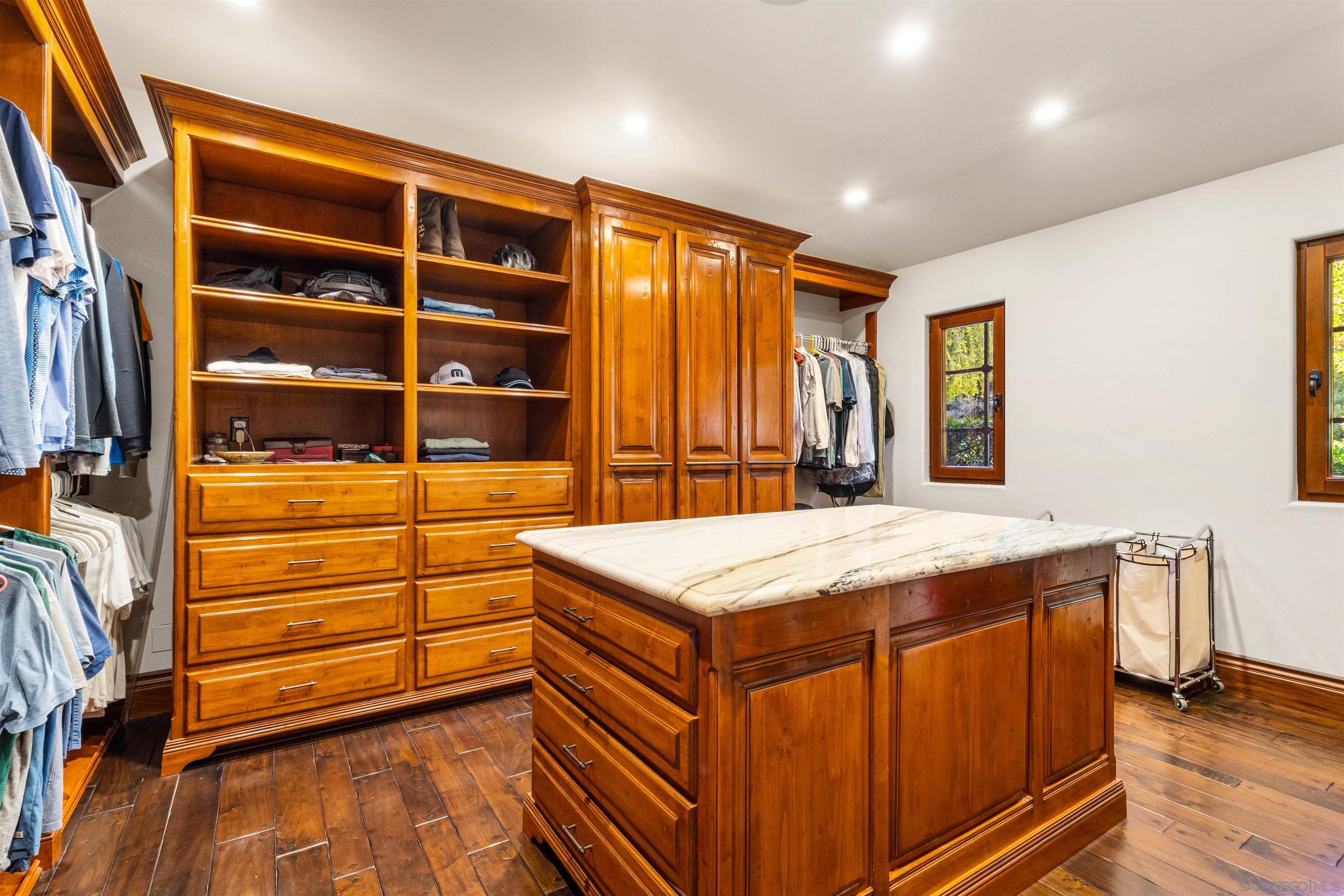 Detail Gallery Image 41 of 65 For 6871  Las Colinas, Rancho Santa Fe,  CA 92067 - 5 Beds | 5/2 Baths