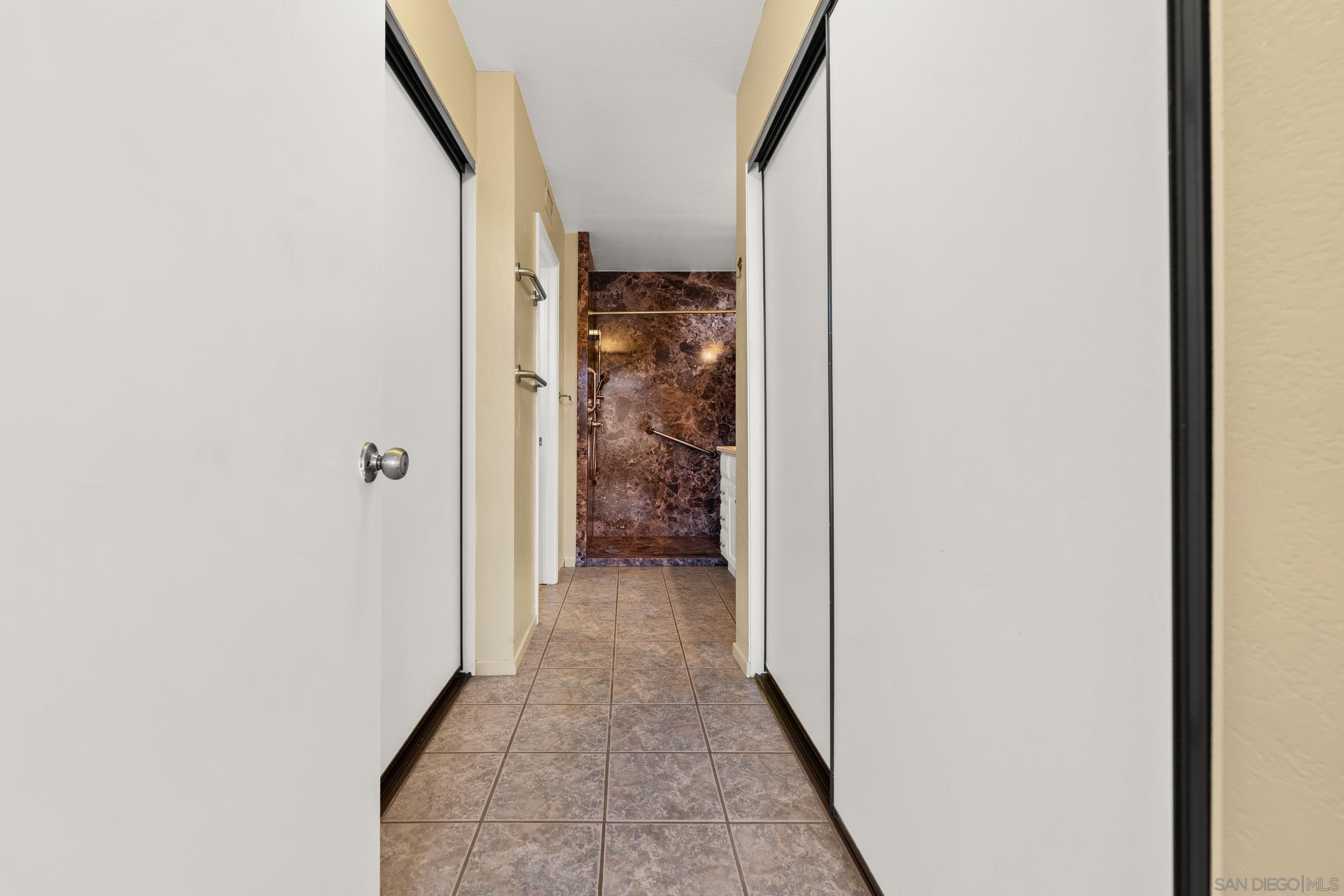 Detail Gallery Image 22 of 38 For 1813  Avenida Segovia, Oceanside,  CA 92056 - 3 Beds | 2/1 Baths