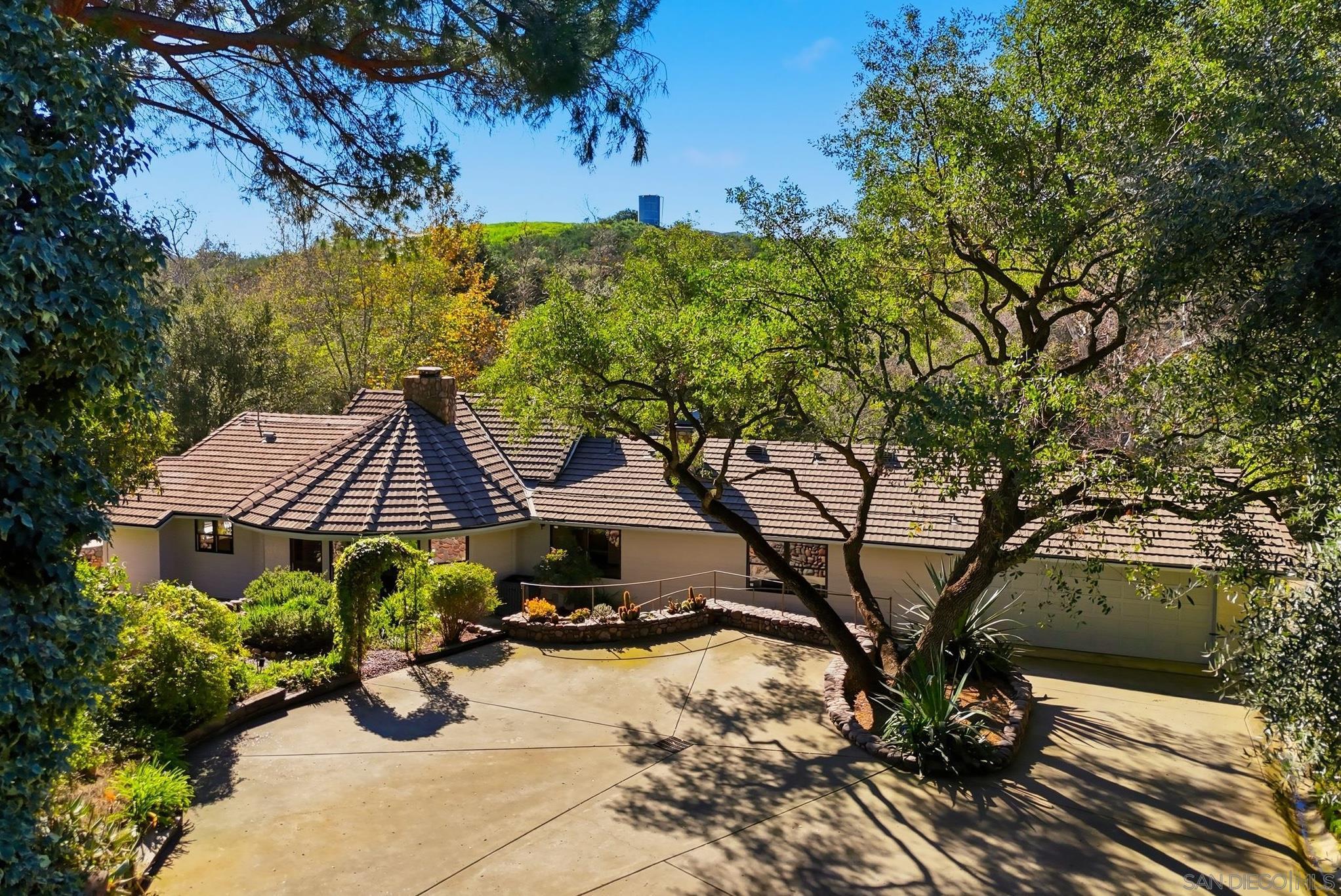 Front Image Thumbnail for SD260003414