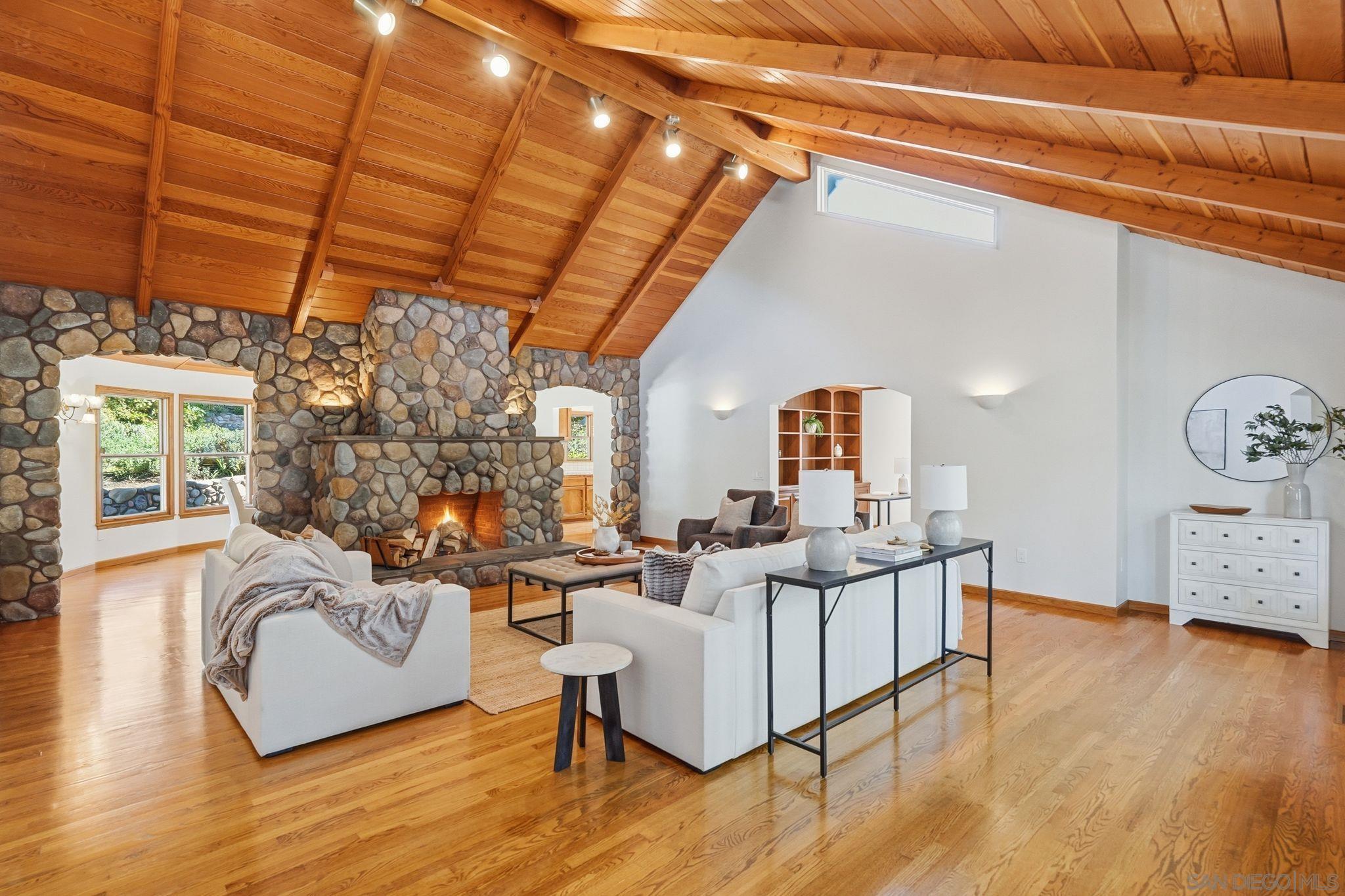 Detail Gallery Image 15 of 75 For 432  Arnold Way, Alpine,  CA 91901 - 5 Beds | 3 Baths